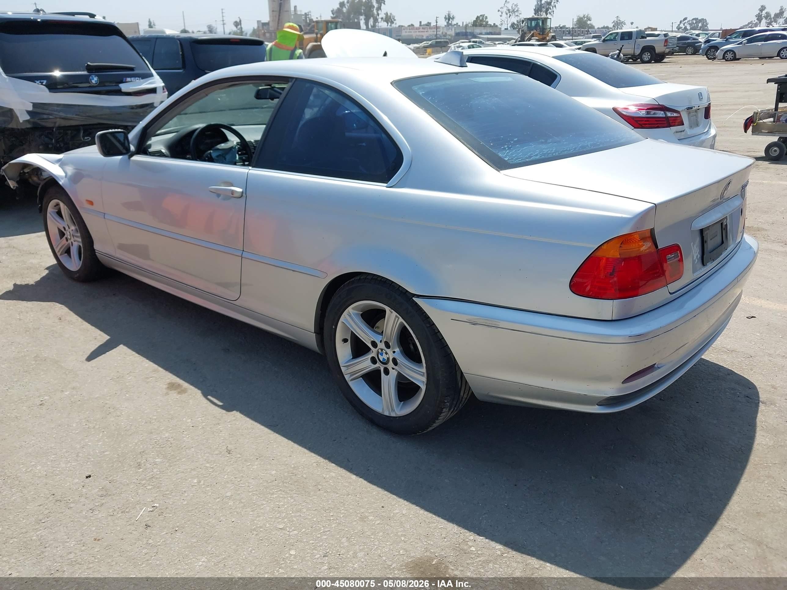 2000 Bmw 323ci   Silver vin: WBABM3348YJN86804