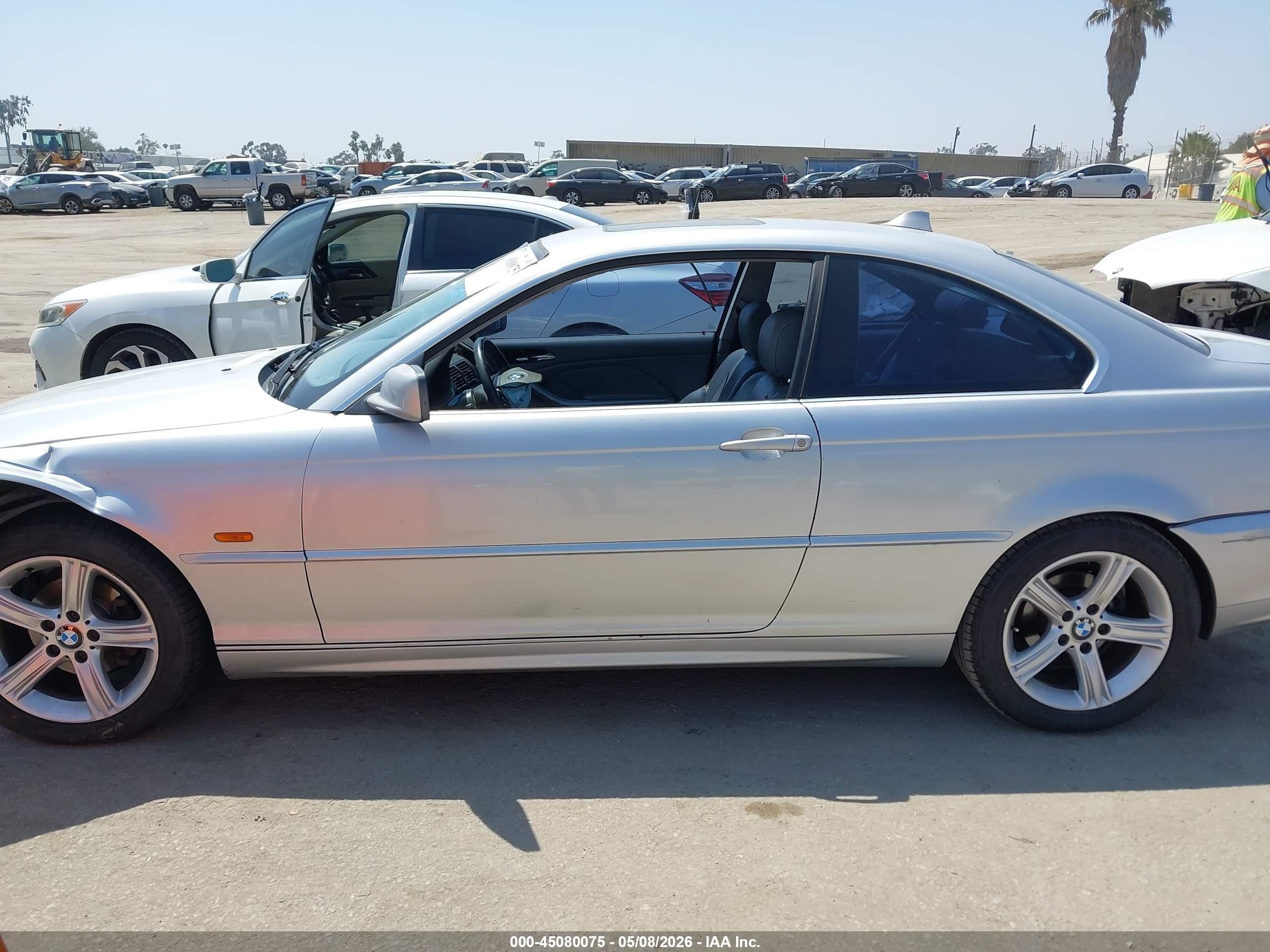 2000 Bmw 323ci   Silver vin: WBABM3348YJN86804