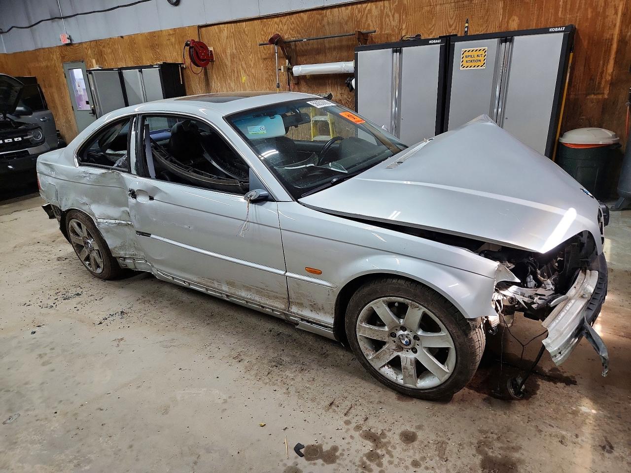 2001 Bmw 325 Ci Silver vin: WBABN33461JW49918