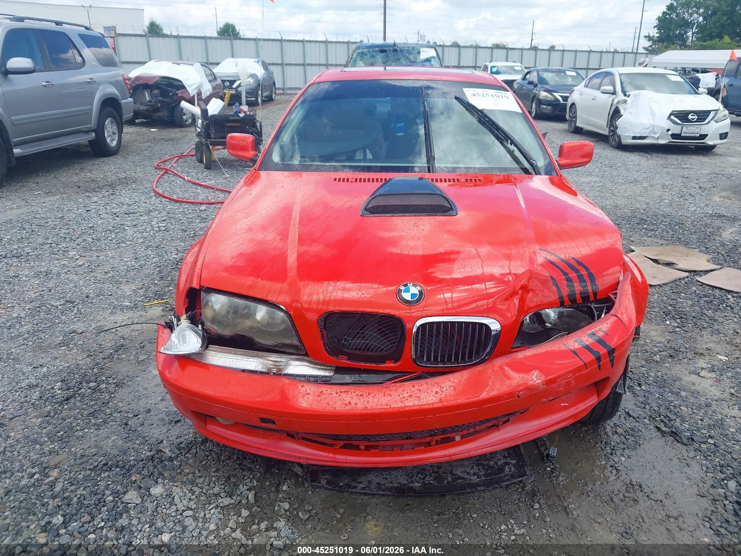 2002 Bmw 325ci   Red vin: WBABN33472PG57009