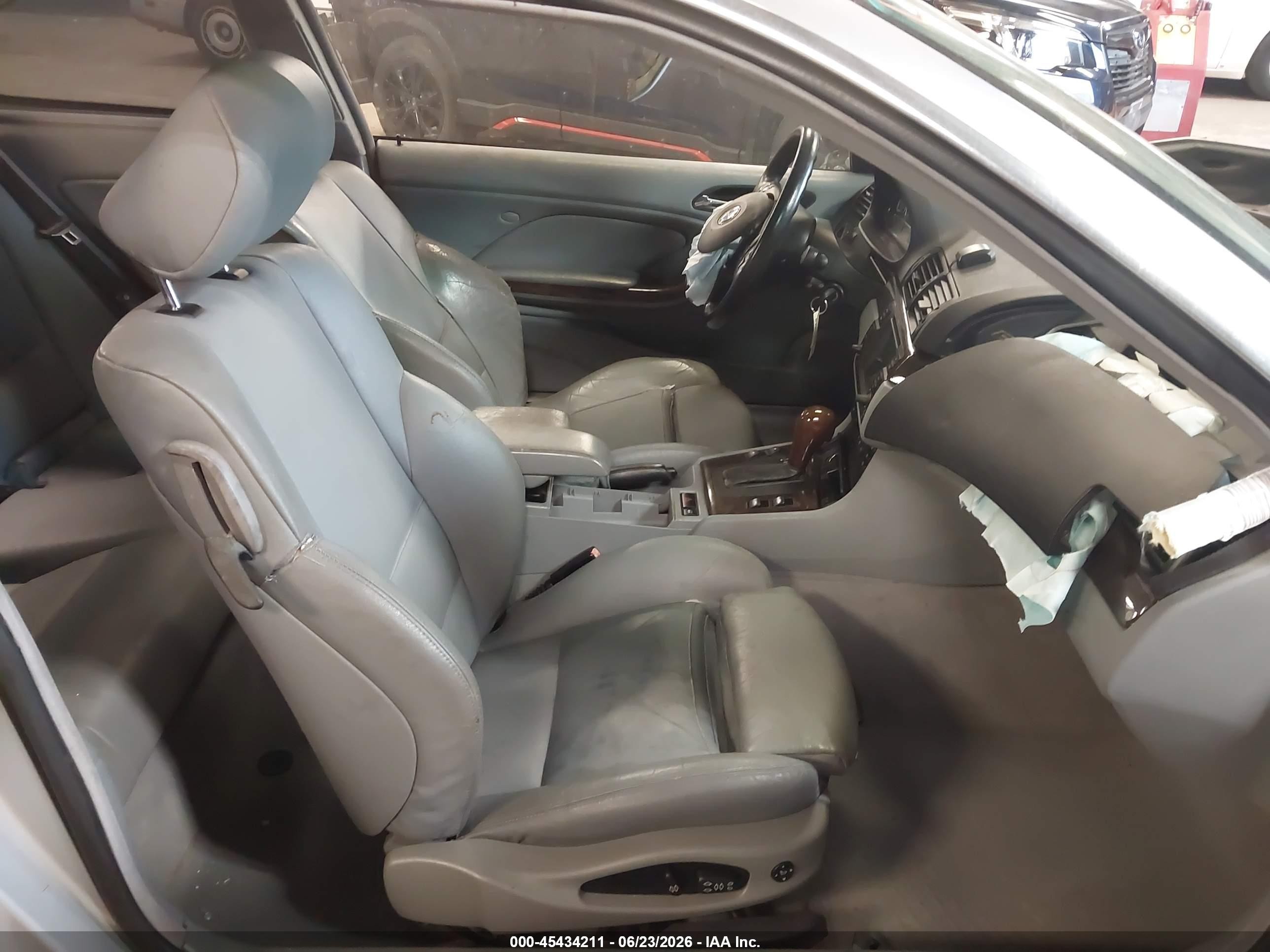 2002 Bmw 3 Series 330ci Silver vin: WBABN53442JU39315
