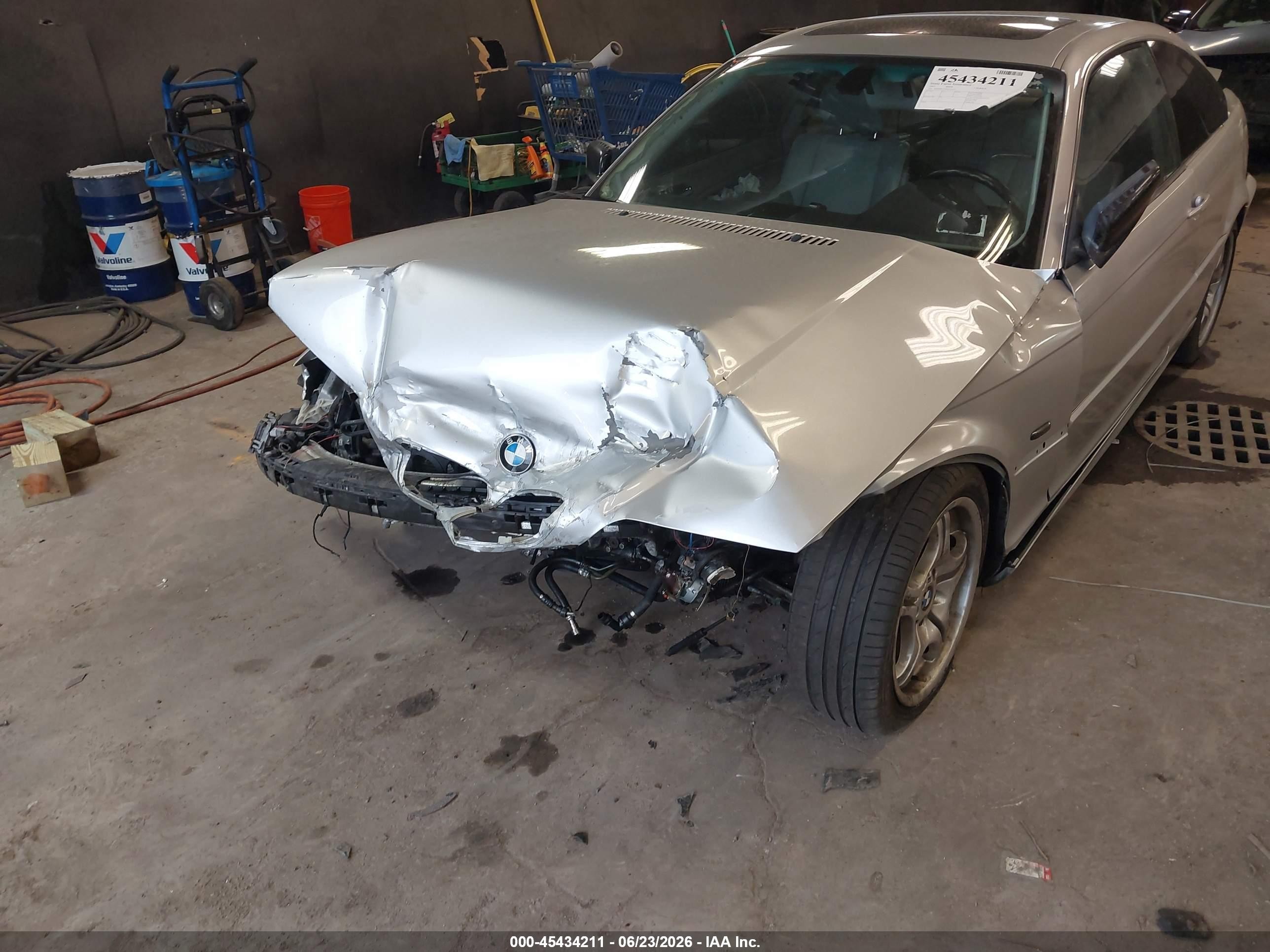 2002 Bmw 3 Series 330ci Silver vin: WBABN53442JU39315