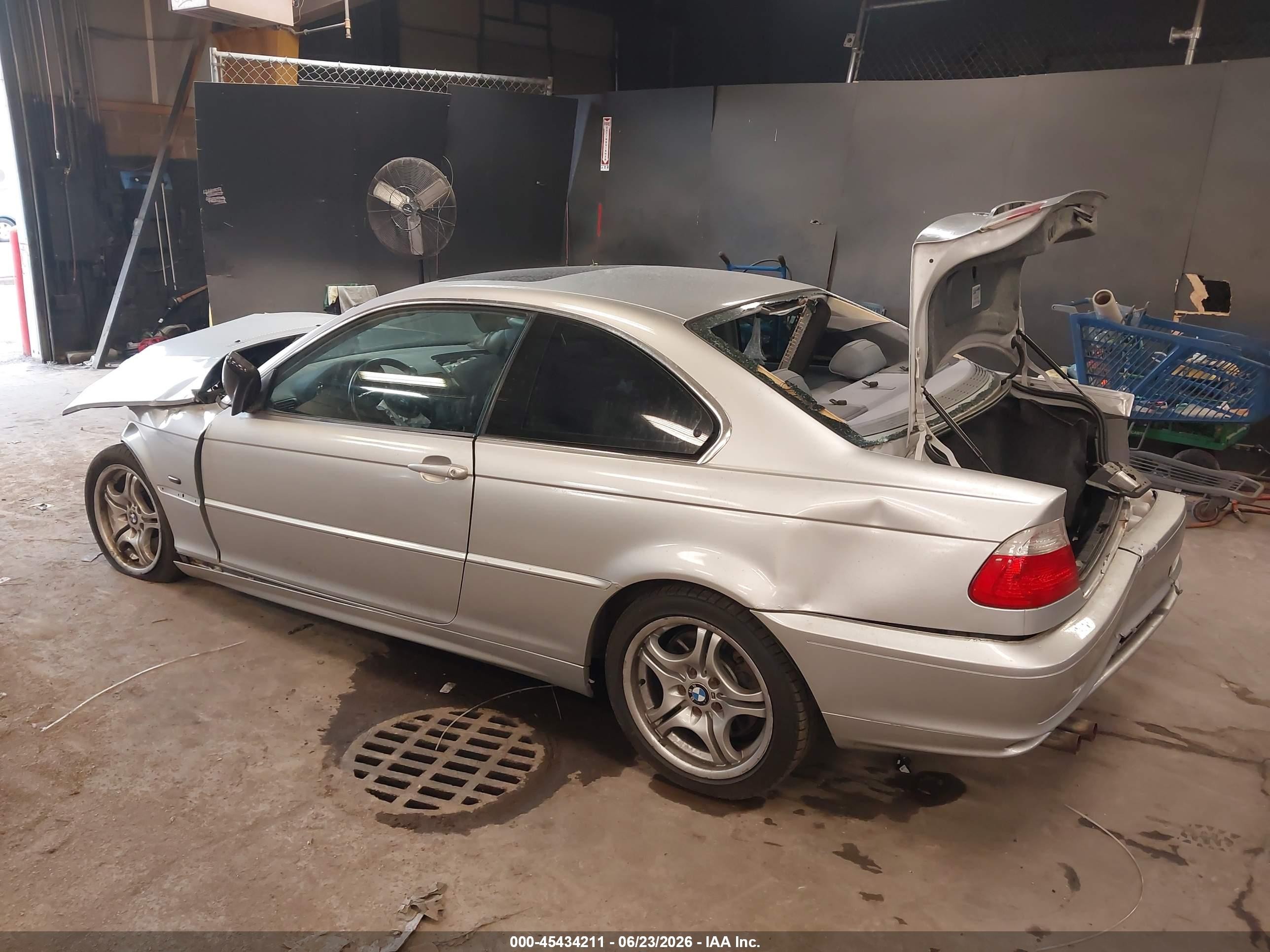 2002 Bmw 3 Series 330ci Silver vin: WBABN53442JU39315