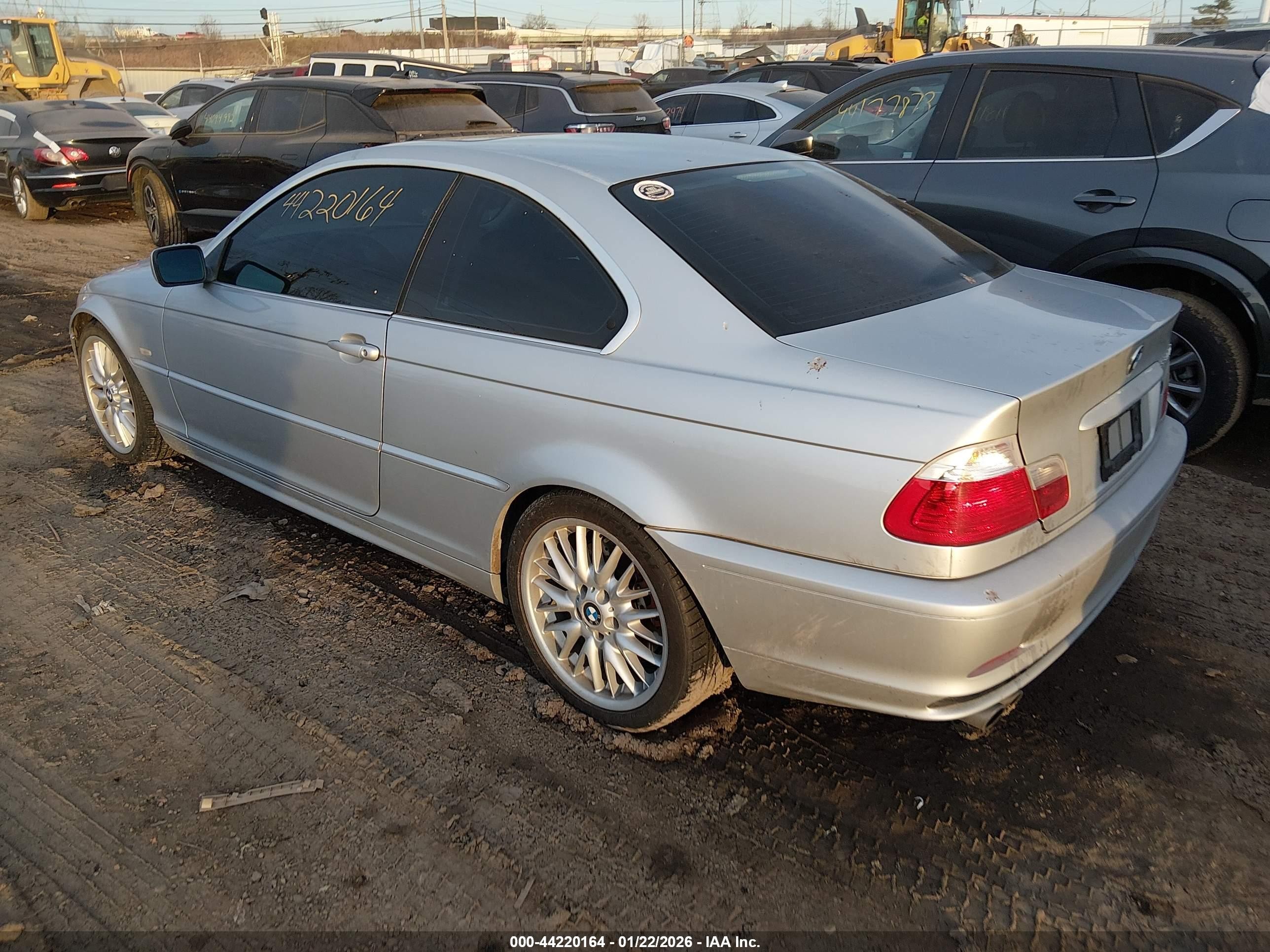 2002 Bmw 330ci   Silver vin: WBABN53492PH00437