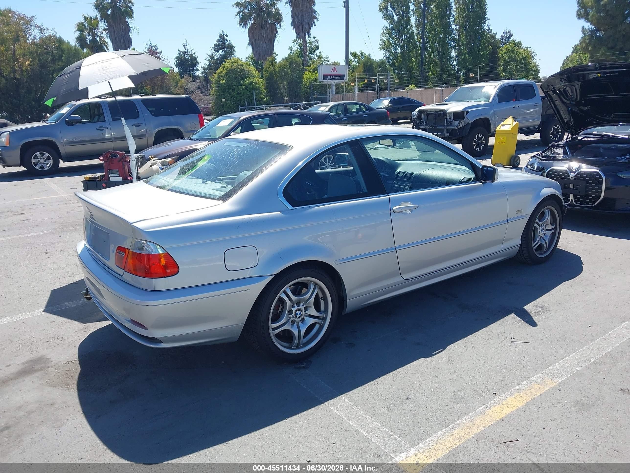 2003 Bmw 330 Ci Silver vin: WBABN534X3JU29325