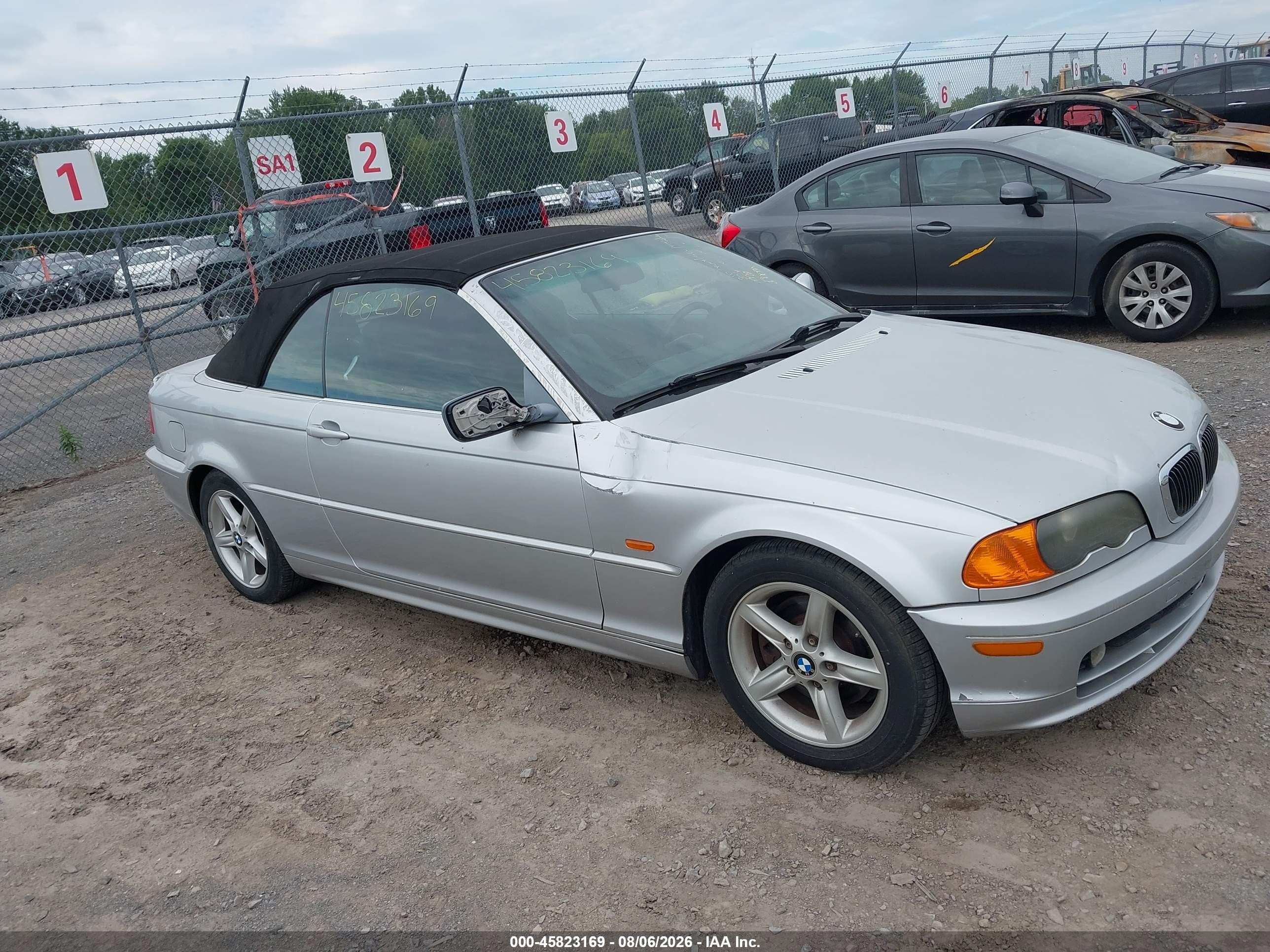 2002 Bmw 325ci   Silver vin: WBABS33402PG87364