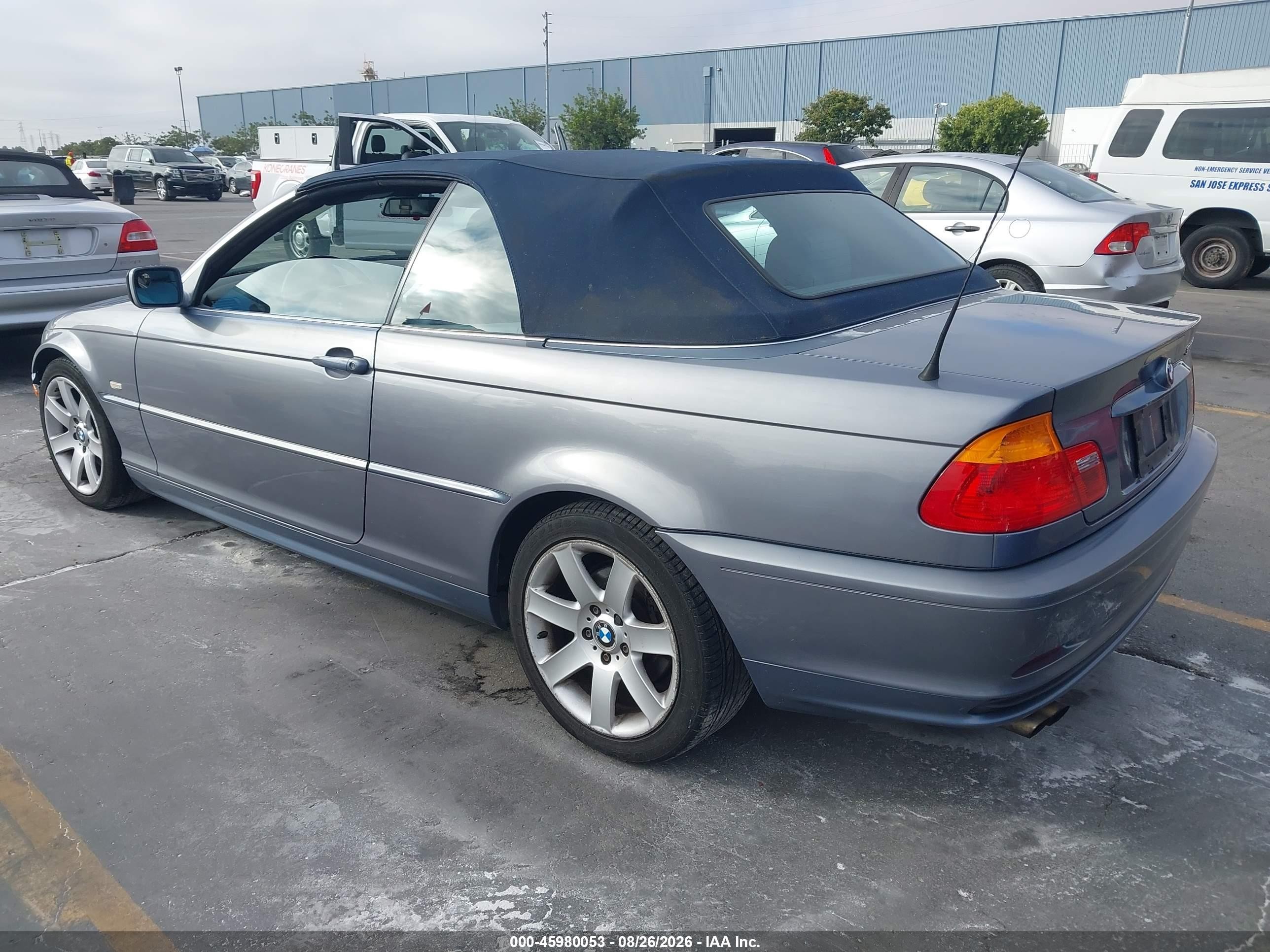 2003 Bmw 325ci   Blue vin: WBABS33423PG89179