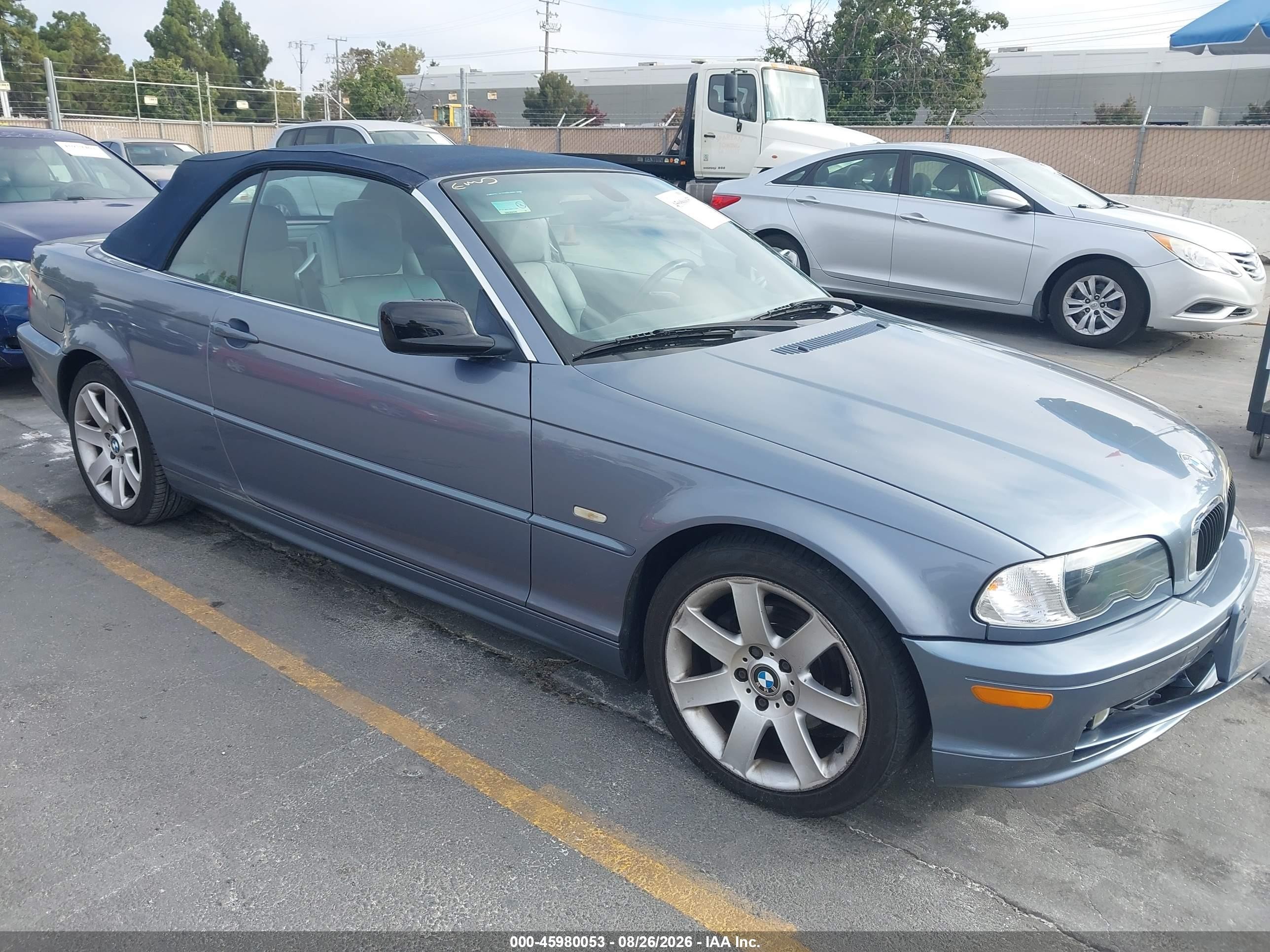 2003 Bmw 325ci   Blue vin: WBABS33423PG89179
