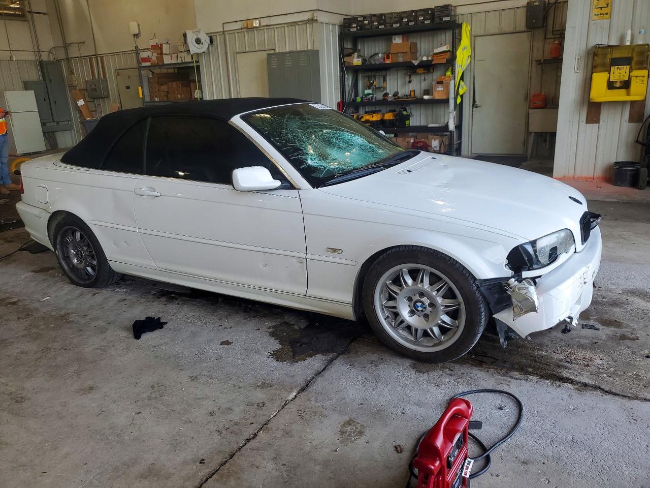 2002 Bmw 325 Ci White vin: WBABS33442PG88744