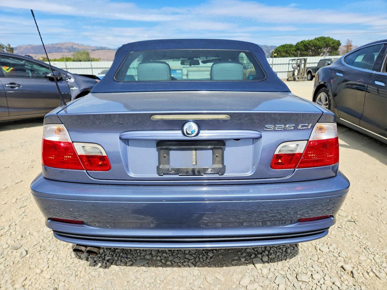 2003 Bmw 325 Ci Blue vin: WBABS33493PG92550