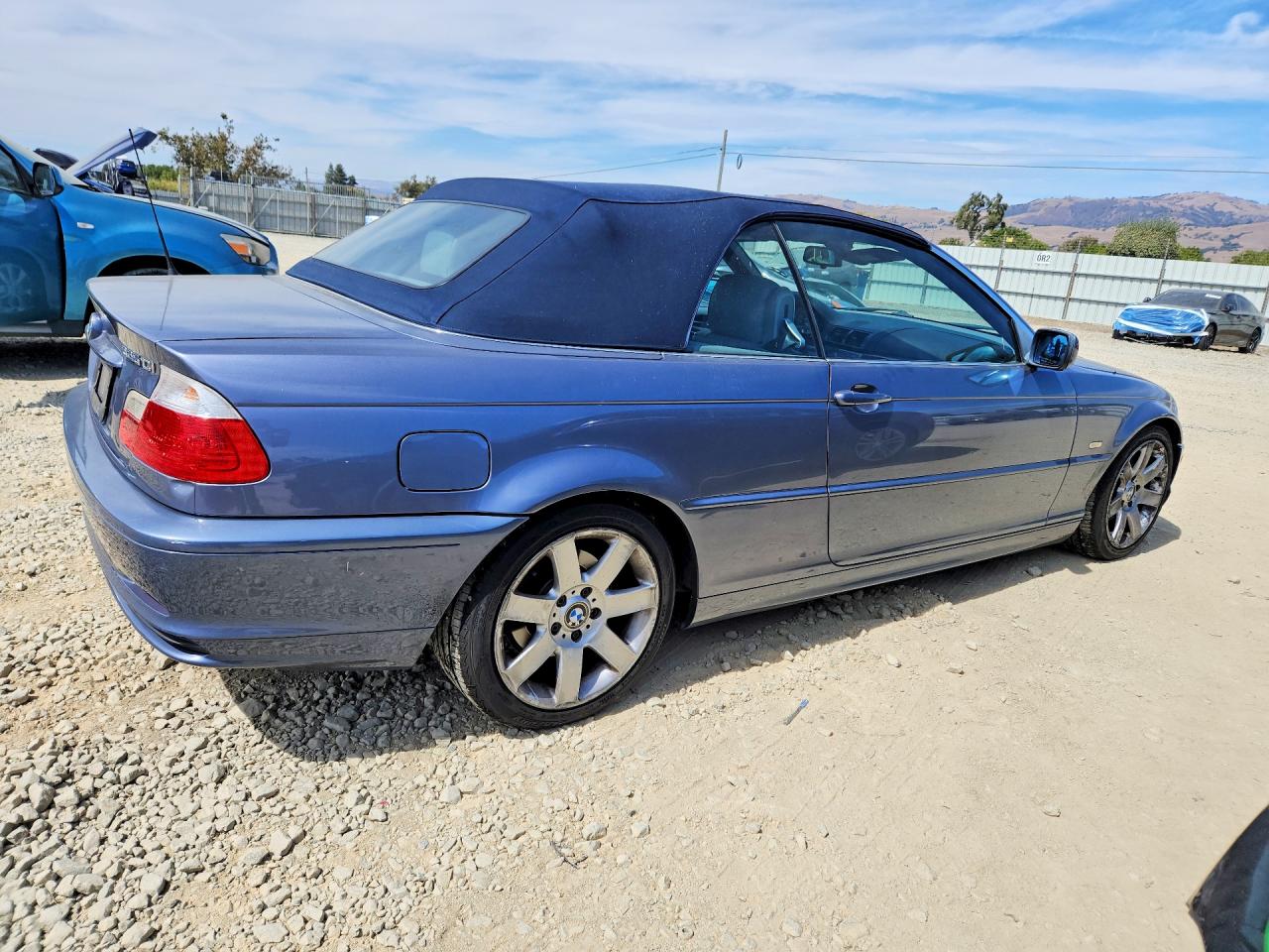 2003 Bmw 325 Ci Blue vin: WBABS33493PG92550
