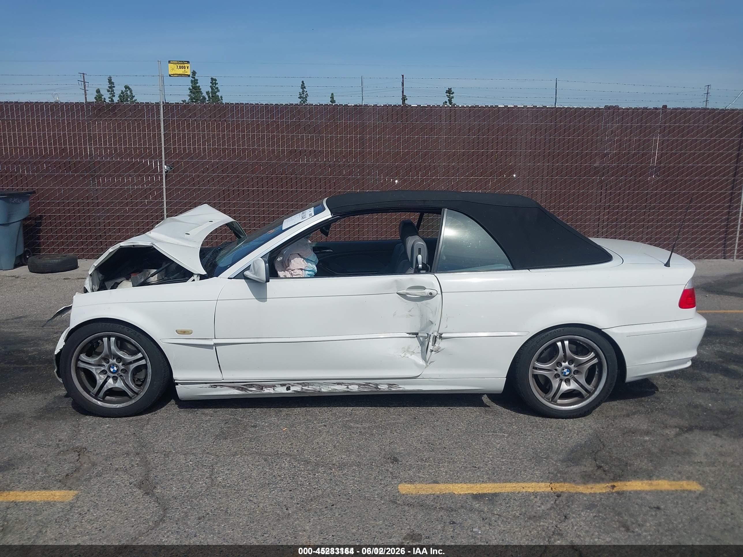 2002 Bmw 330ci   White vin: WBABS53492JU89734