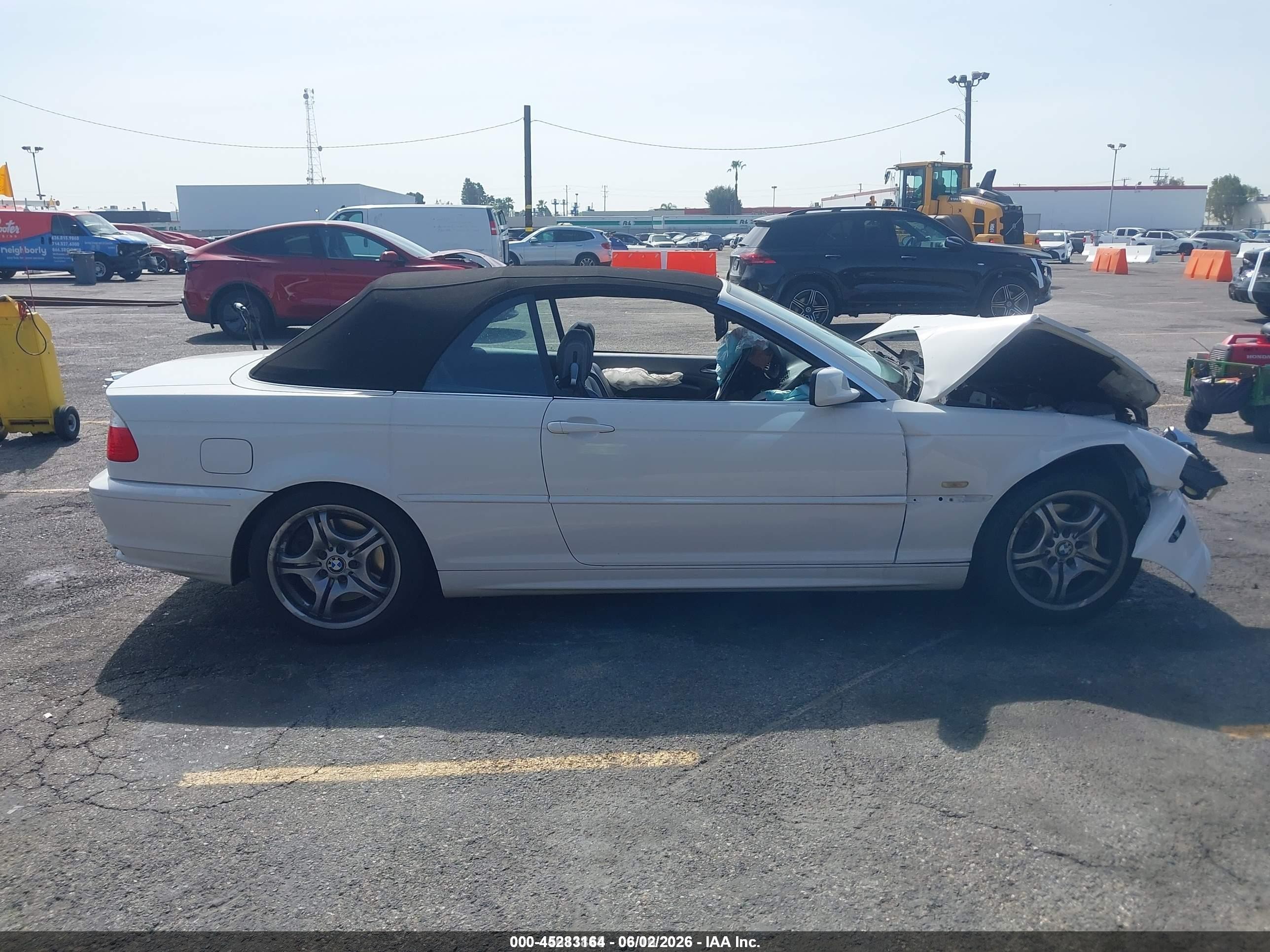 2002 Bmw 330ci   White vin: WBABS53492JU89734