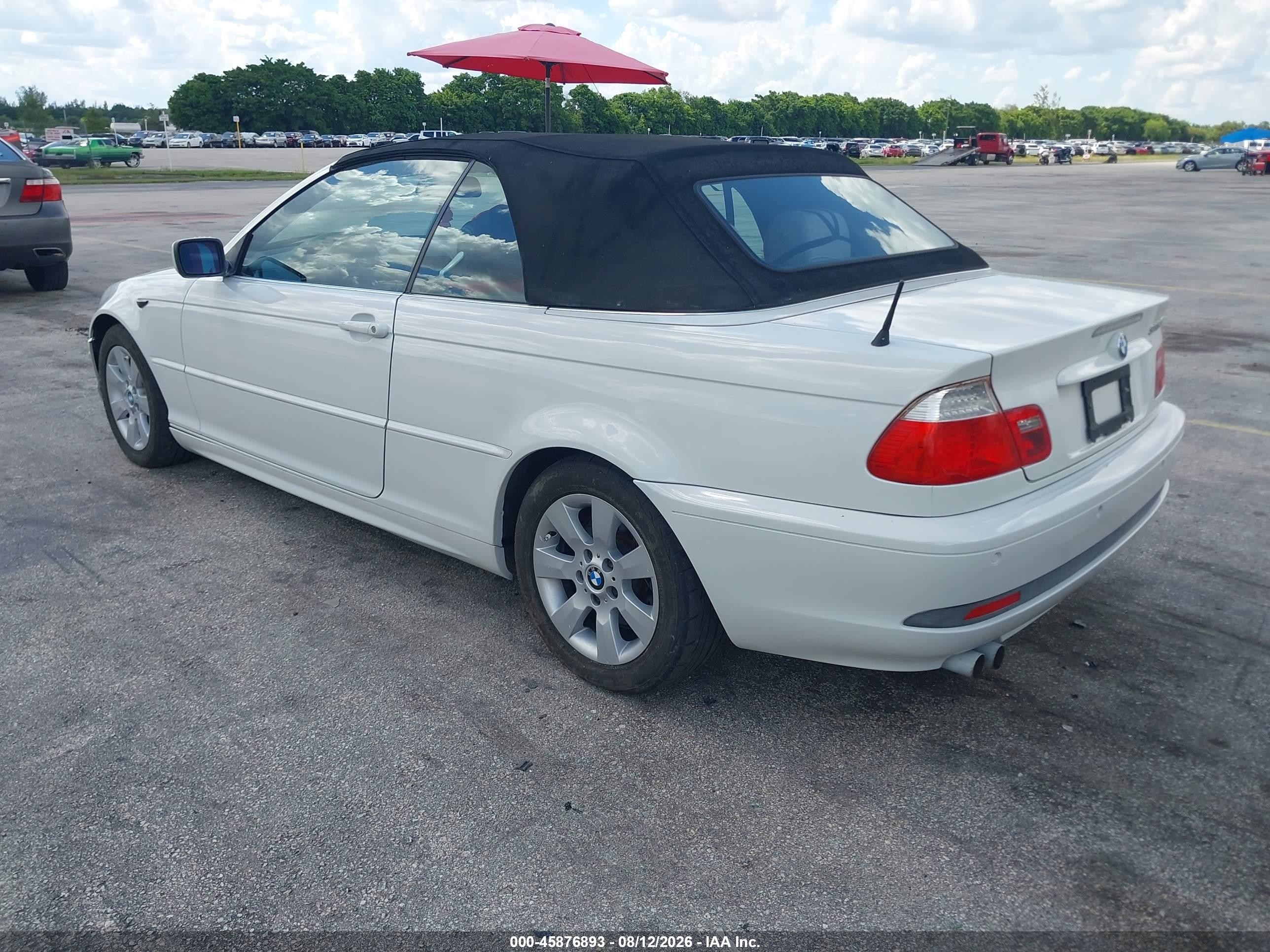 2005 Bmw 325ci   White vin: WBABW33405PL37240