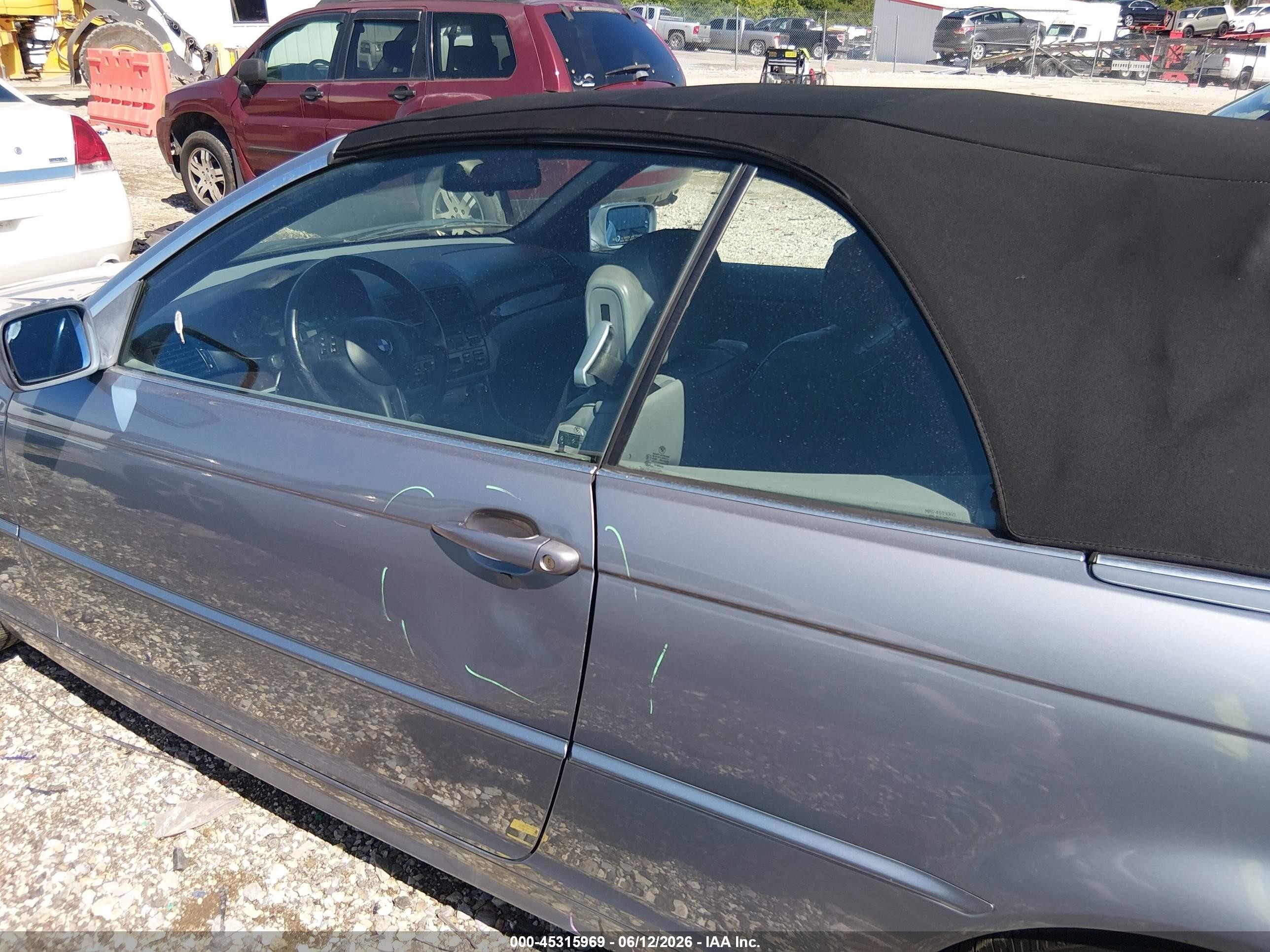 2006 Bmw 325ci   Silver vin: WBABW33416PX87402