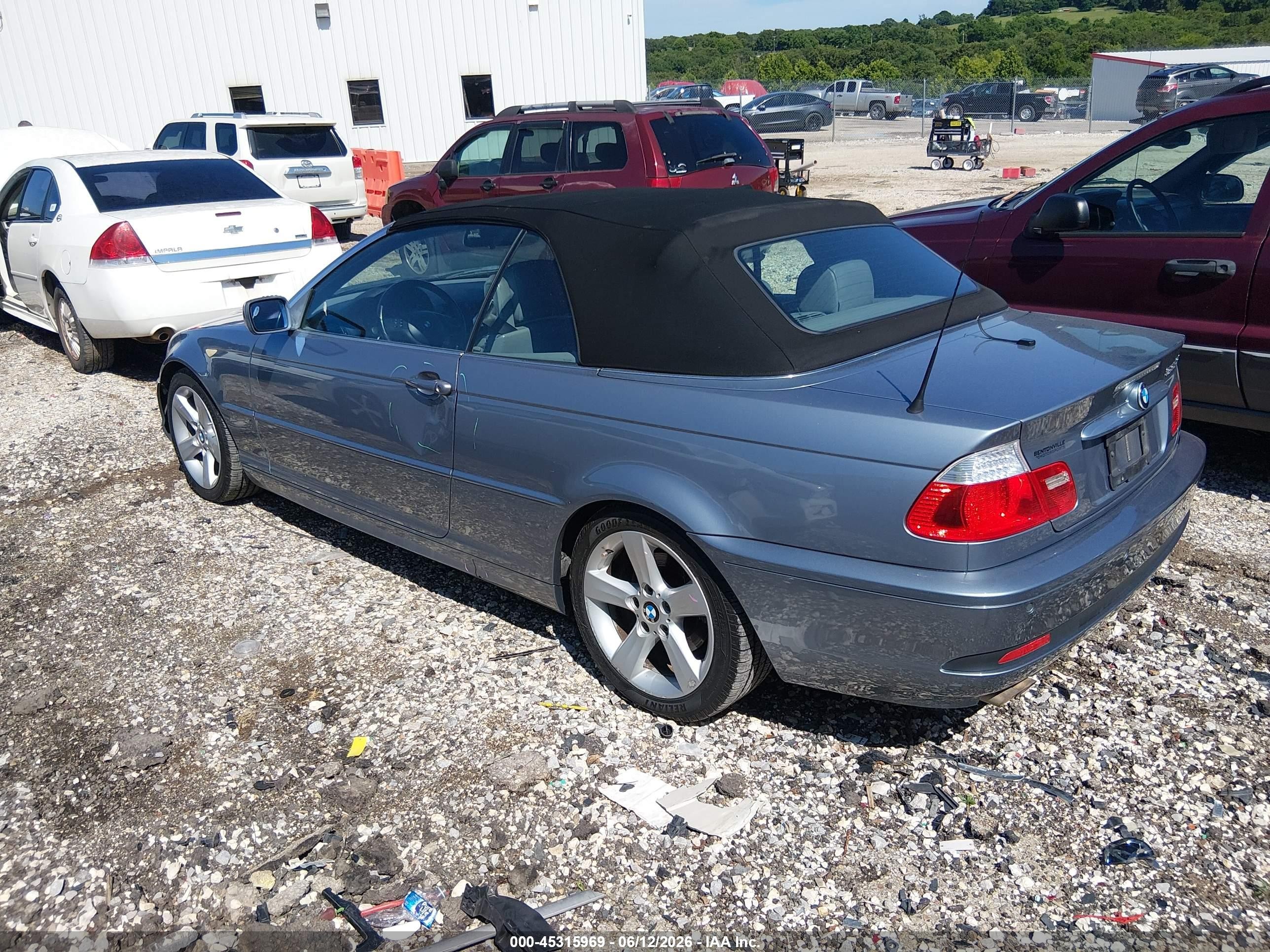 2006 Bmw 325ci   Silver vin: WBABW33416PX87402