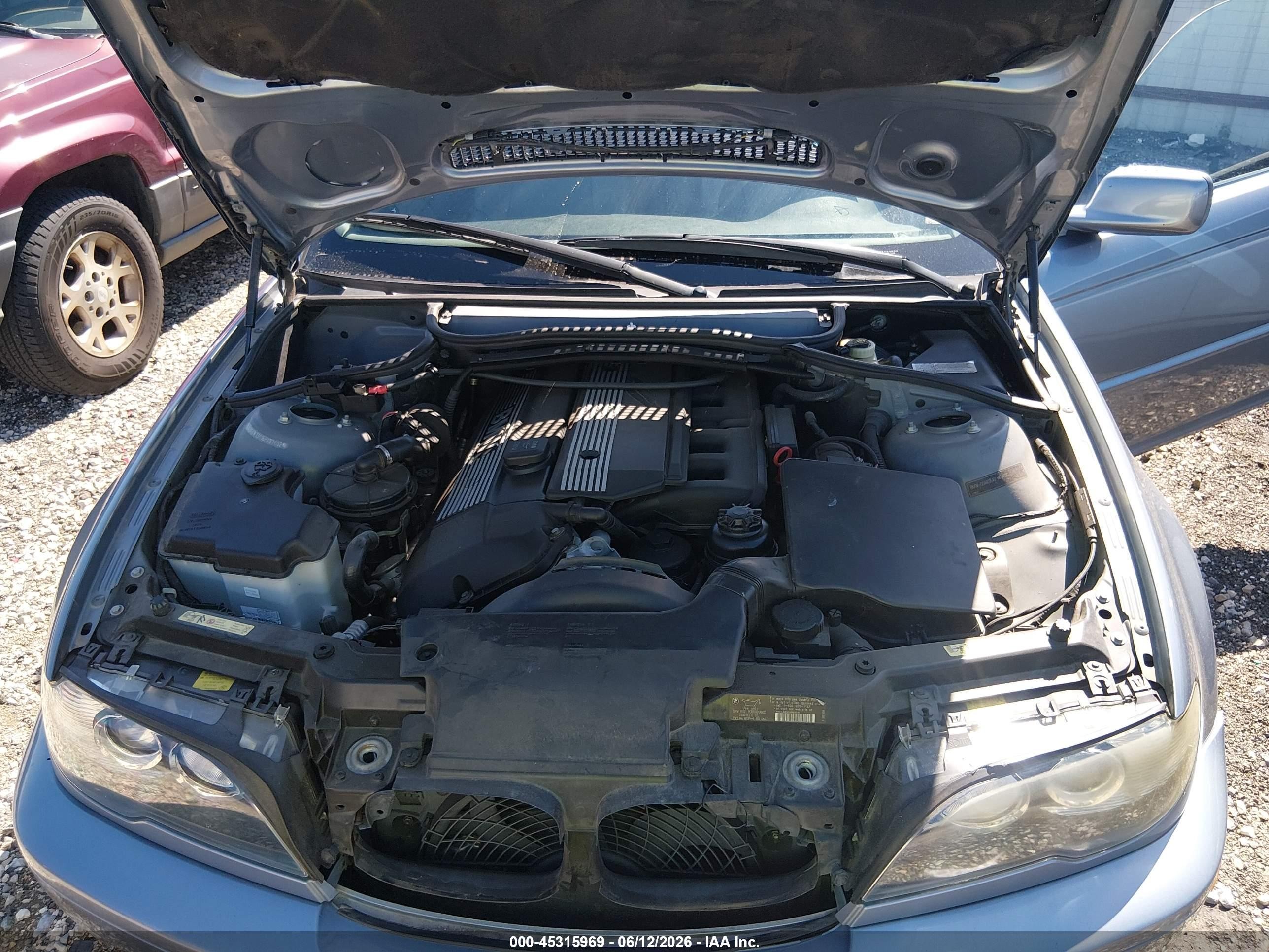 2006 Bmw 325ci   Silver vin: WBABW33416PX87402