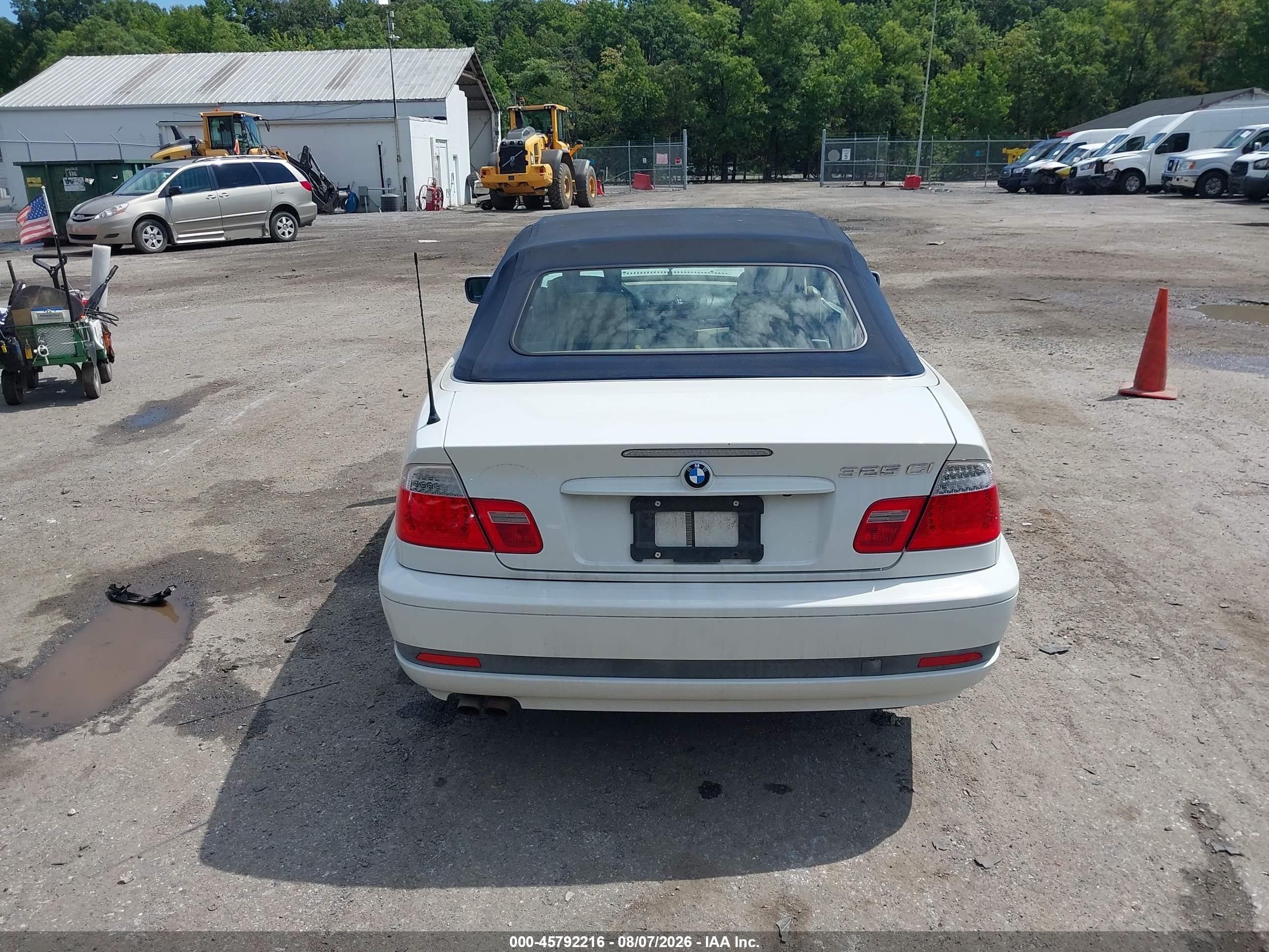 2006 Bmw 325ci   White vin: WBABW33416PX87626