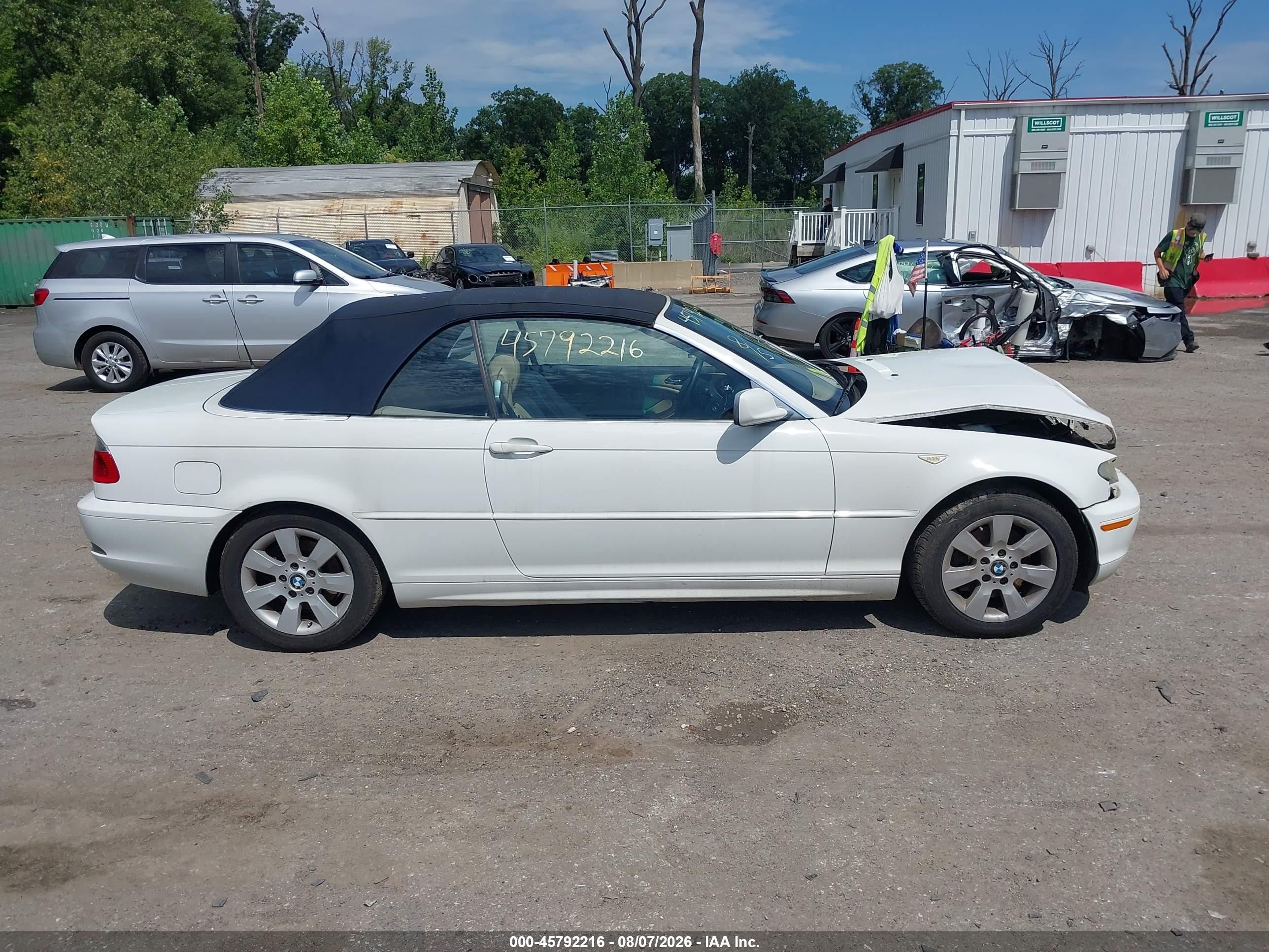 2006 Bmw 325ci   White vin: WBABW33416PX87626