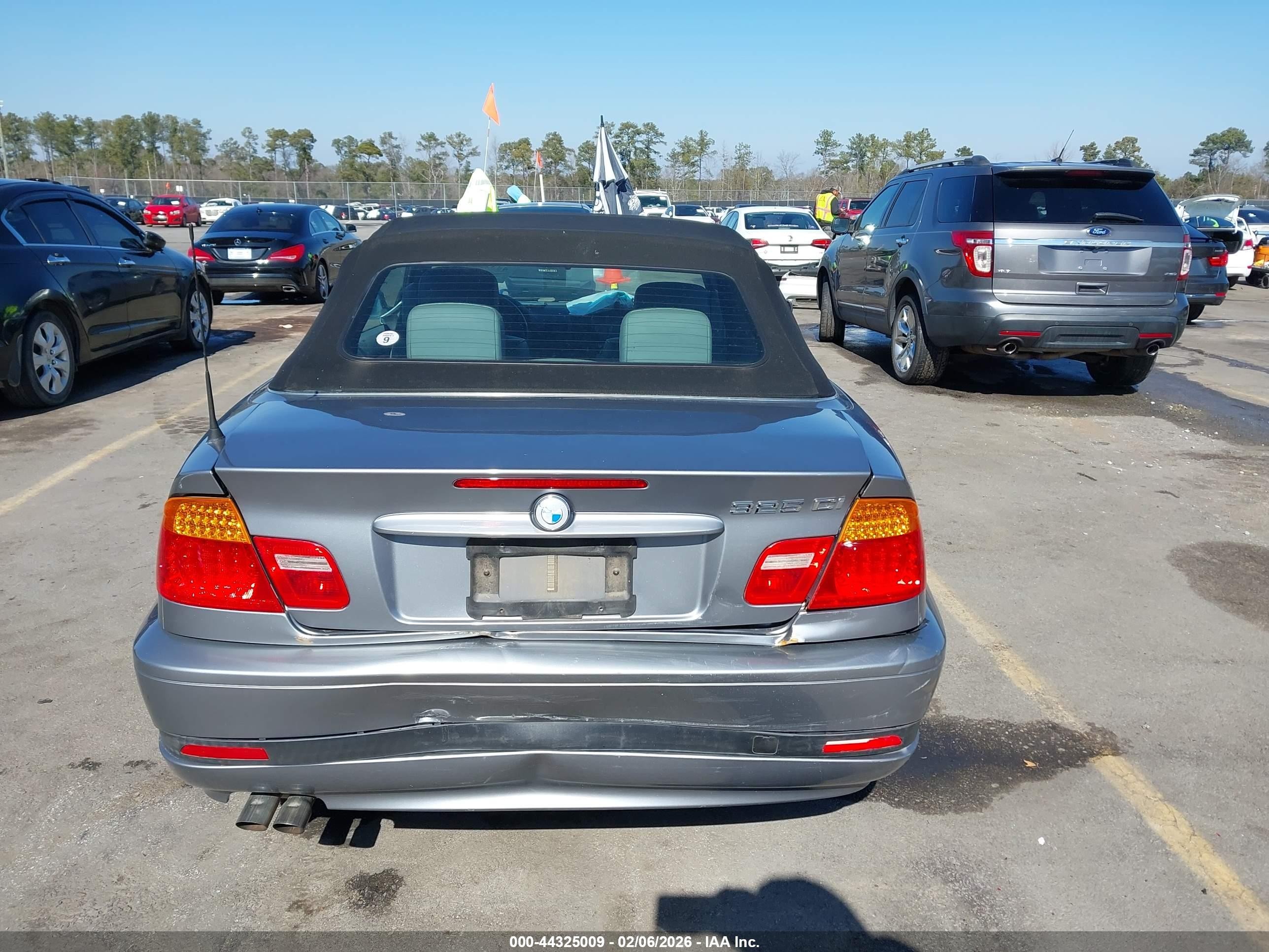 2004 Bmw 325ci   Silver vin: WBABW33464PL25107