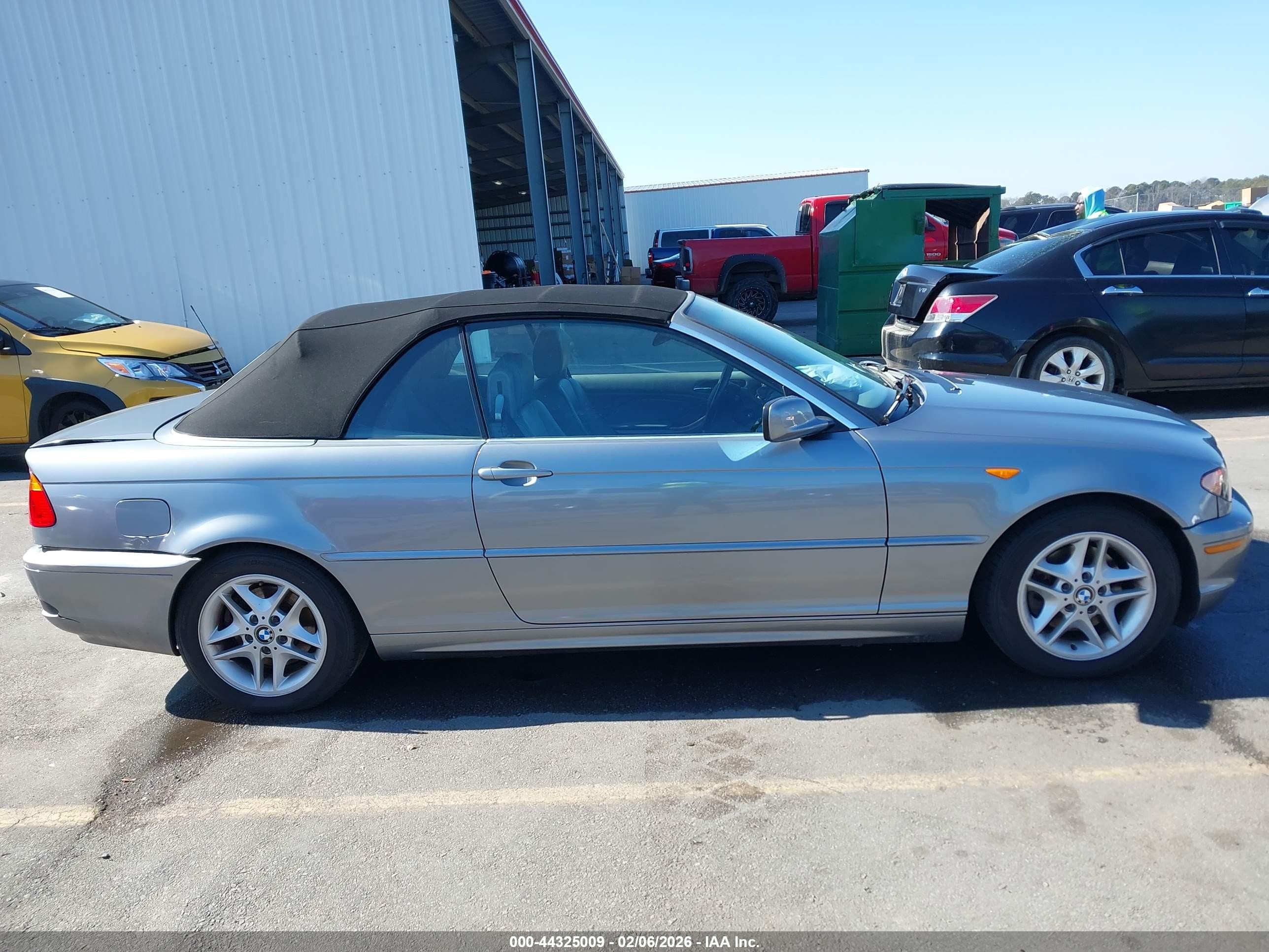 2004 Bmw 325ci   Silver vin: WBABW33464PL25107