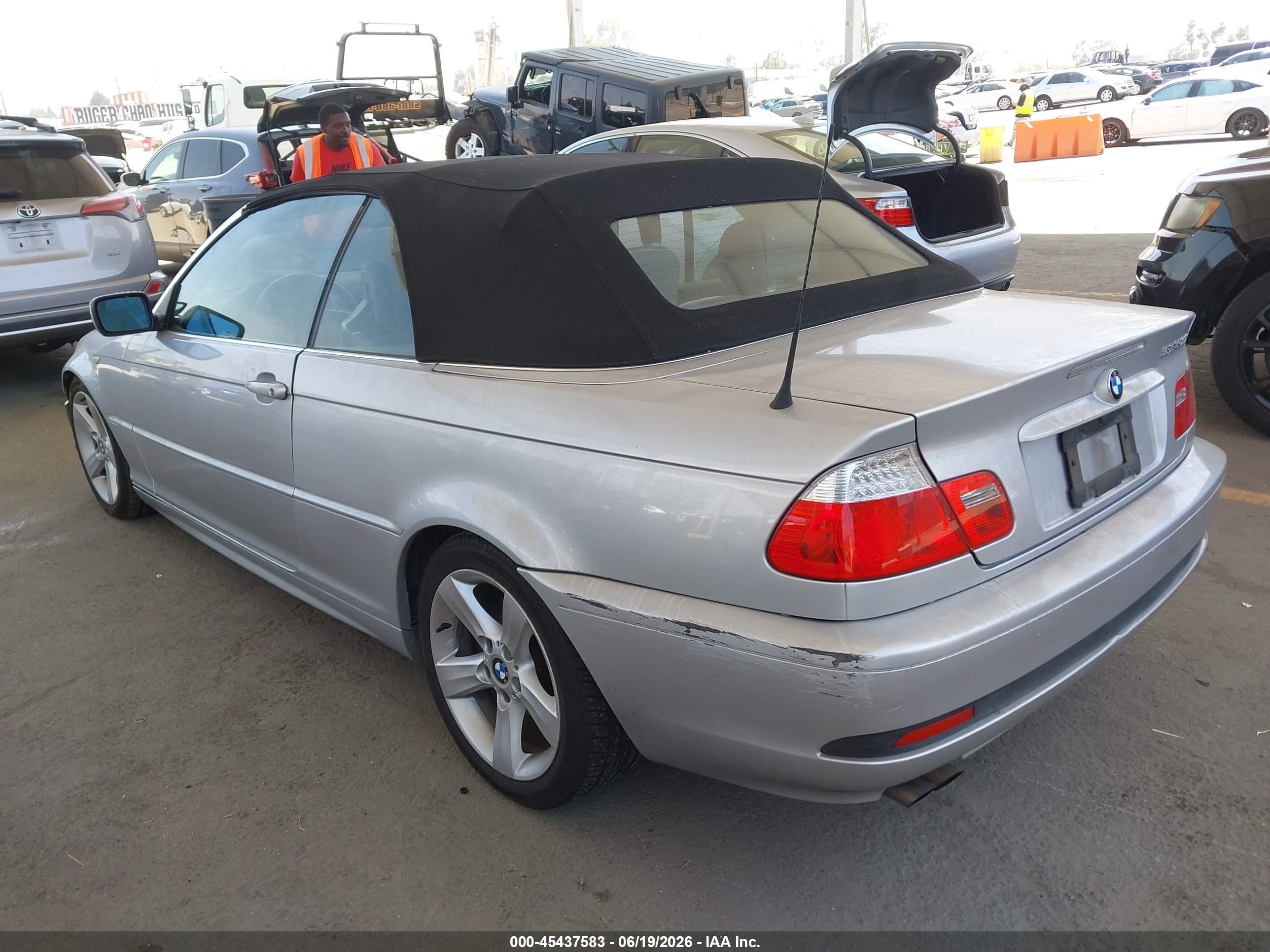 2004 Bmw 325ci   Silver vin: WBABW33494PL31922