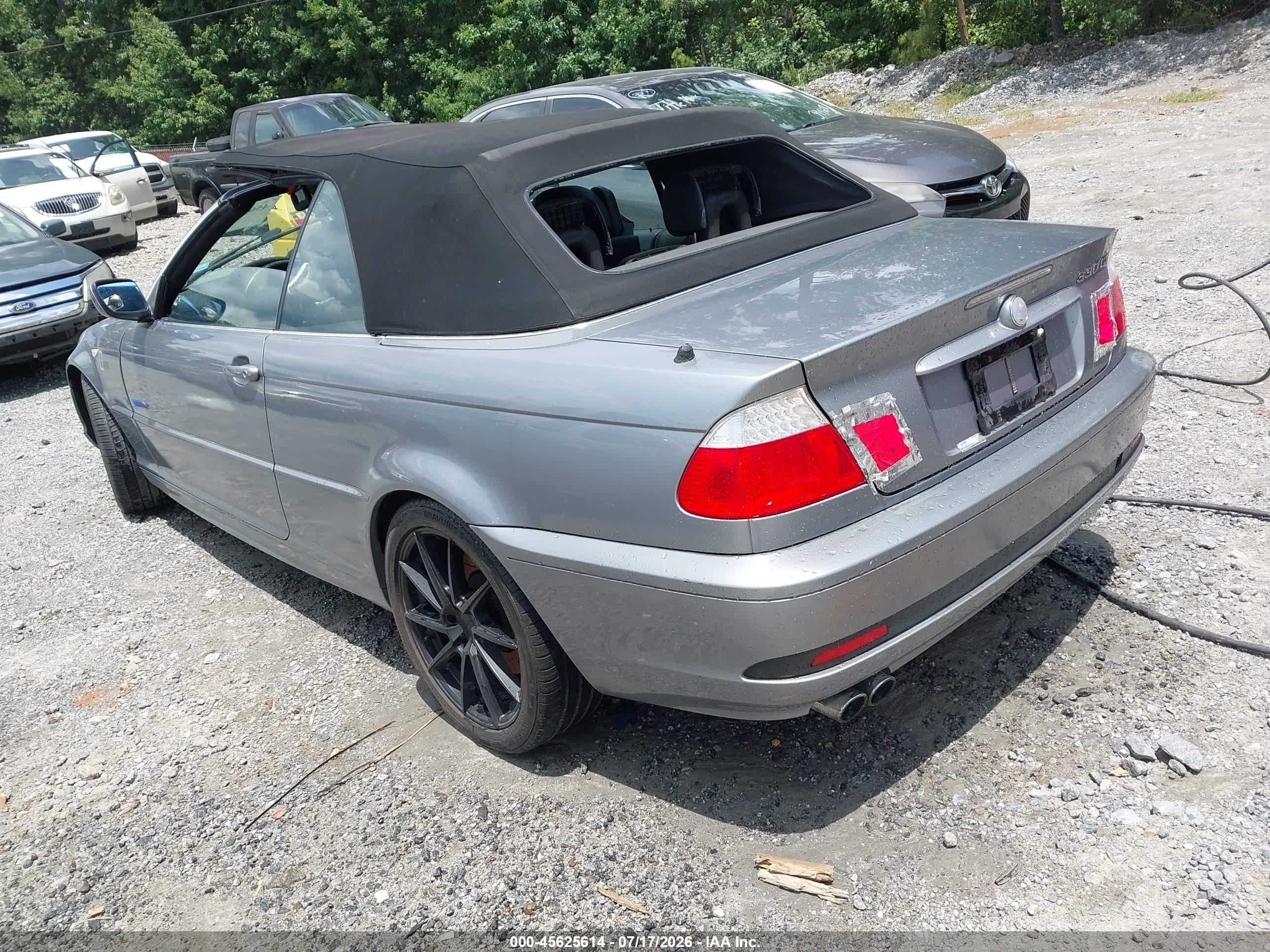2005 Bmw 330ci   Silver vin: WBABW53405PL52915