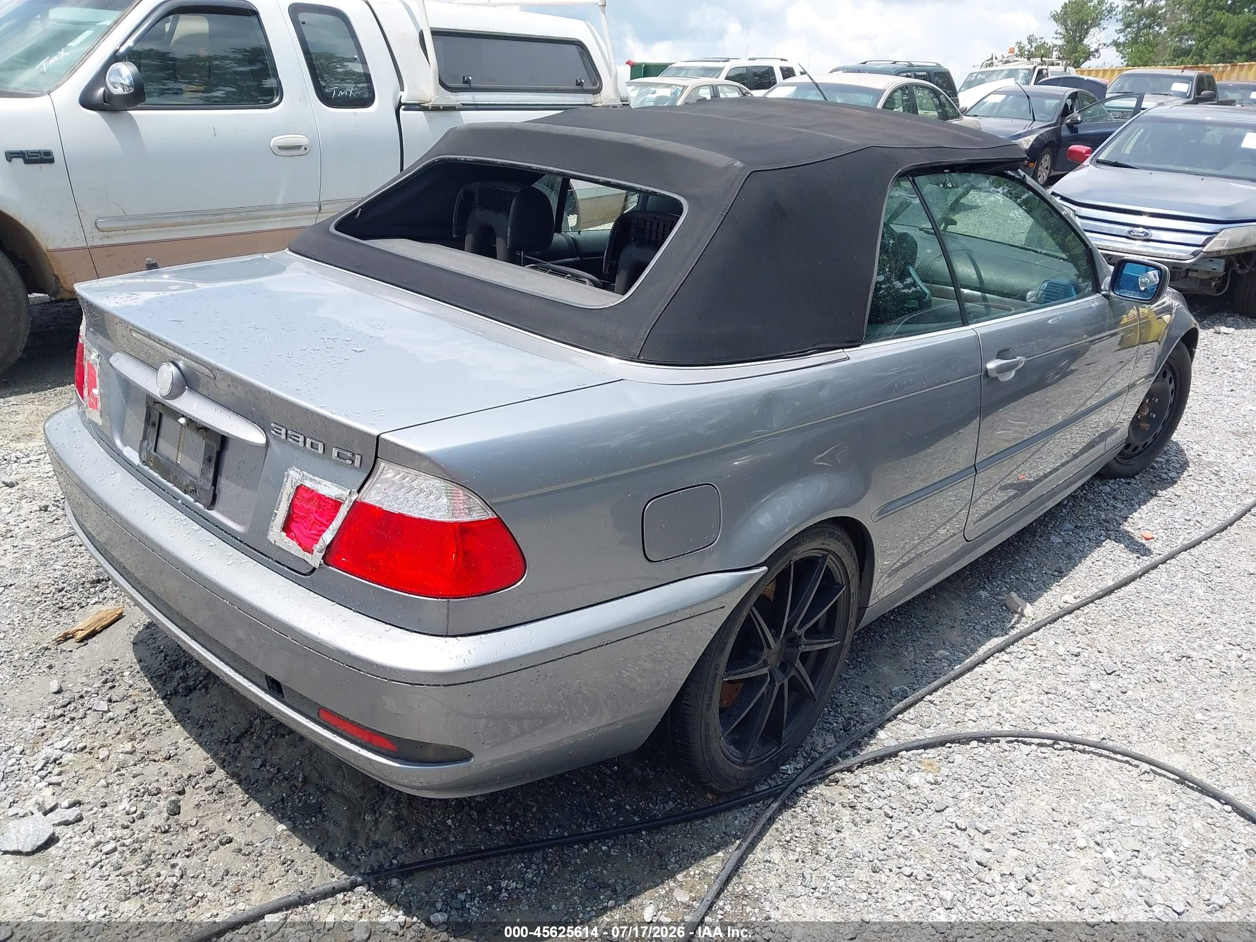 2005 Bmw 330ci   Silver vin: WBABW53405PL52915