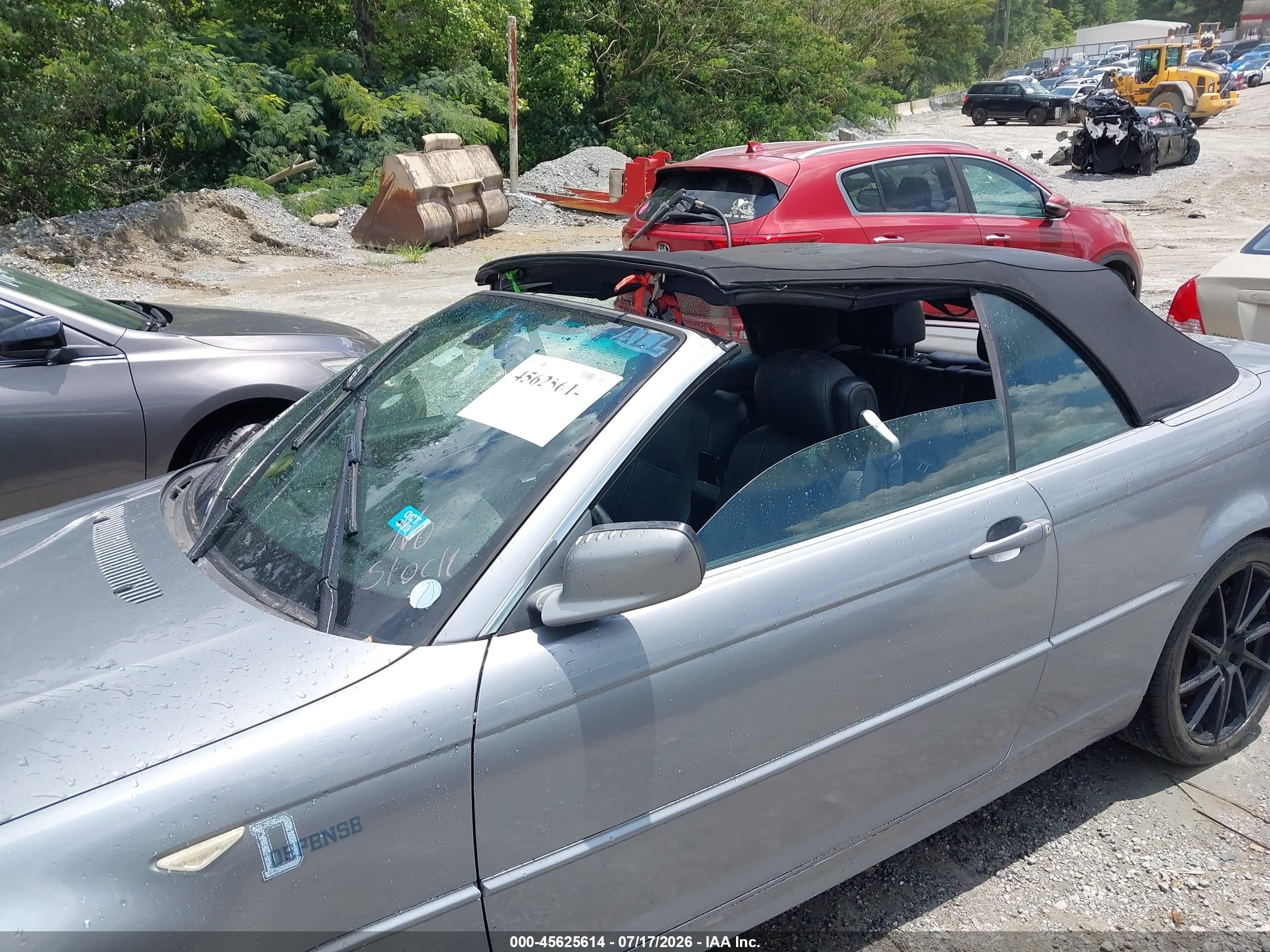 2005 Bmw 330ci   Silver vin: WBABW53405PL52915