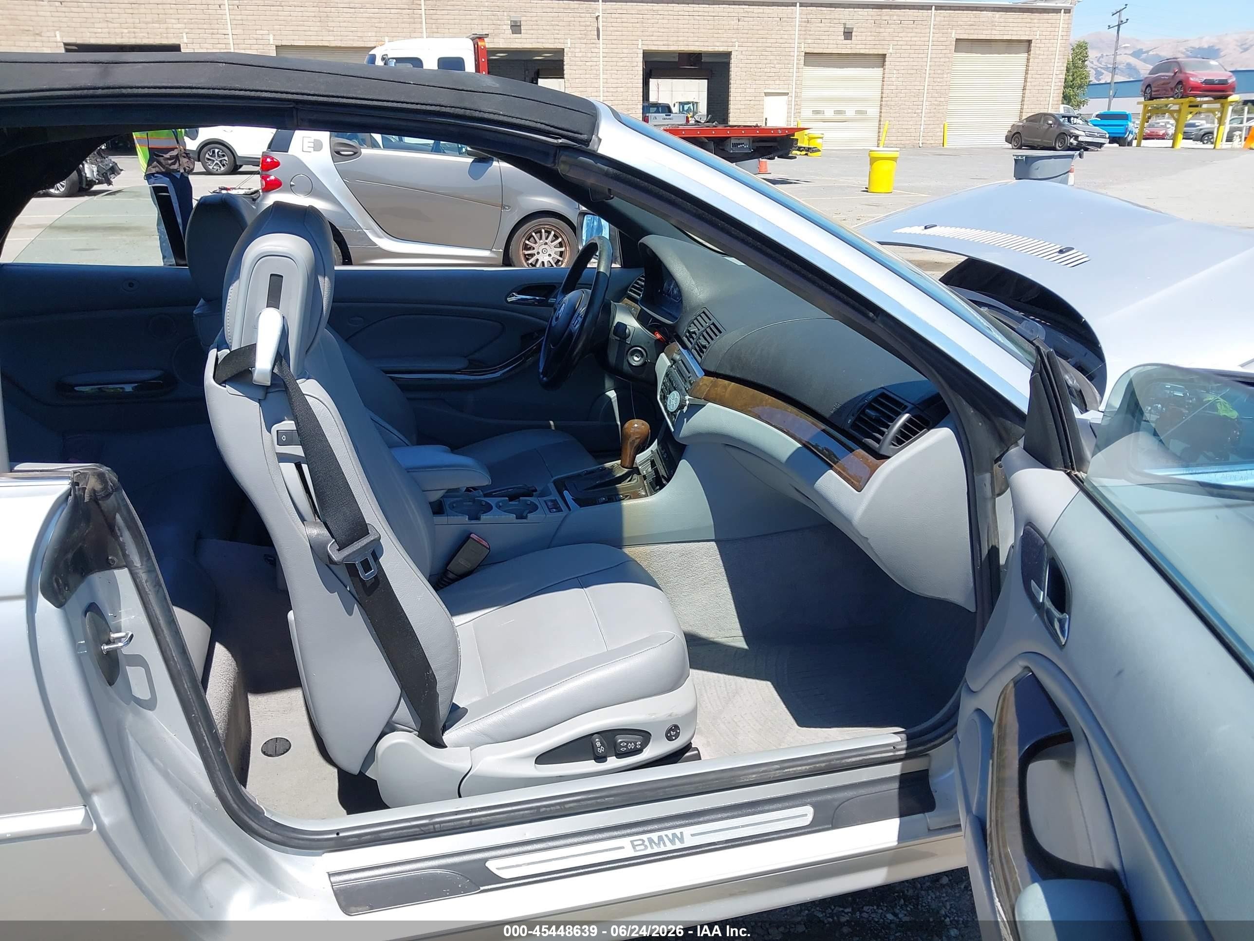 2004 Bmw 330ci   Silver vin: WBABW53414PL44322