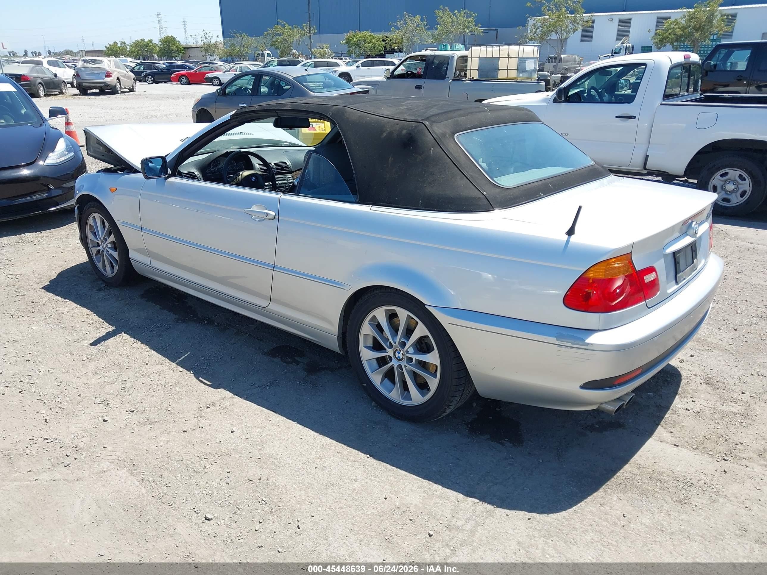 2004 Bmw 330ci   Silver vin: WBABW53414PL44322