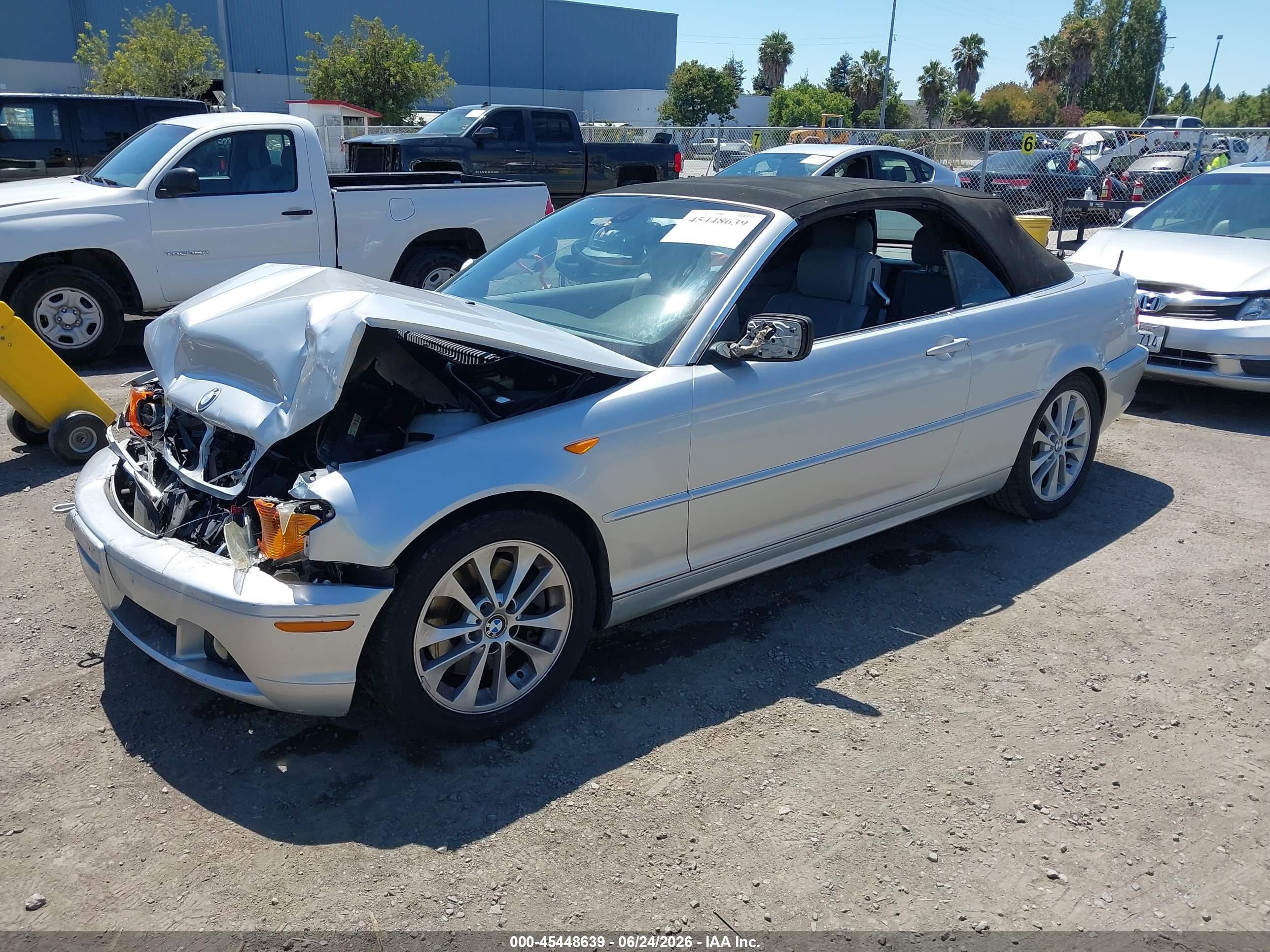 2004 Bmw 330ci   Silver vin: WBABW53414PL44322