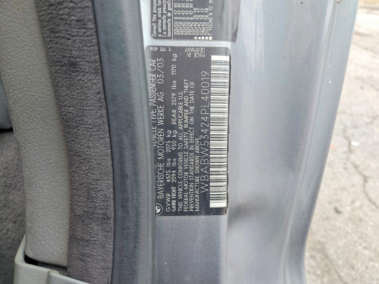 2004 Bmw 330 Ci Silver vin: WBABW53424PL40019