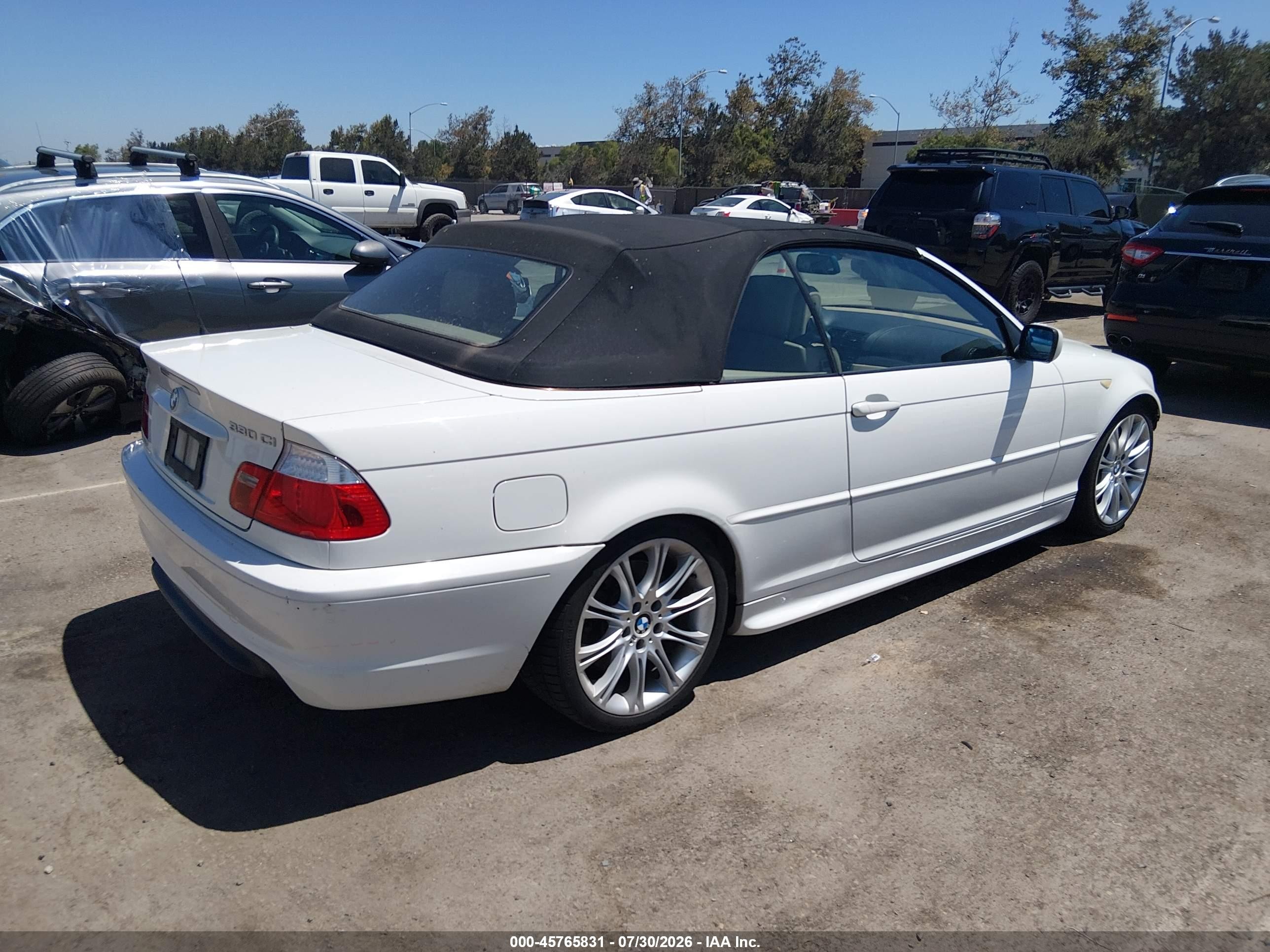 2006 Bmw 330ci   White vin: WBABW53466PZ42148