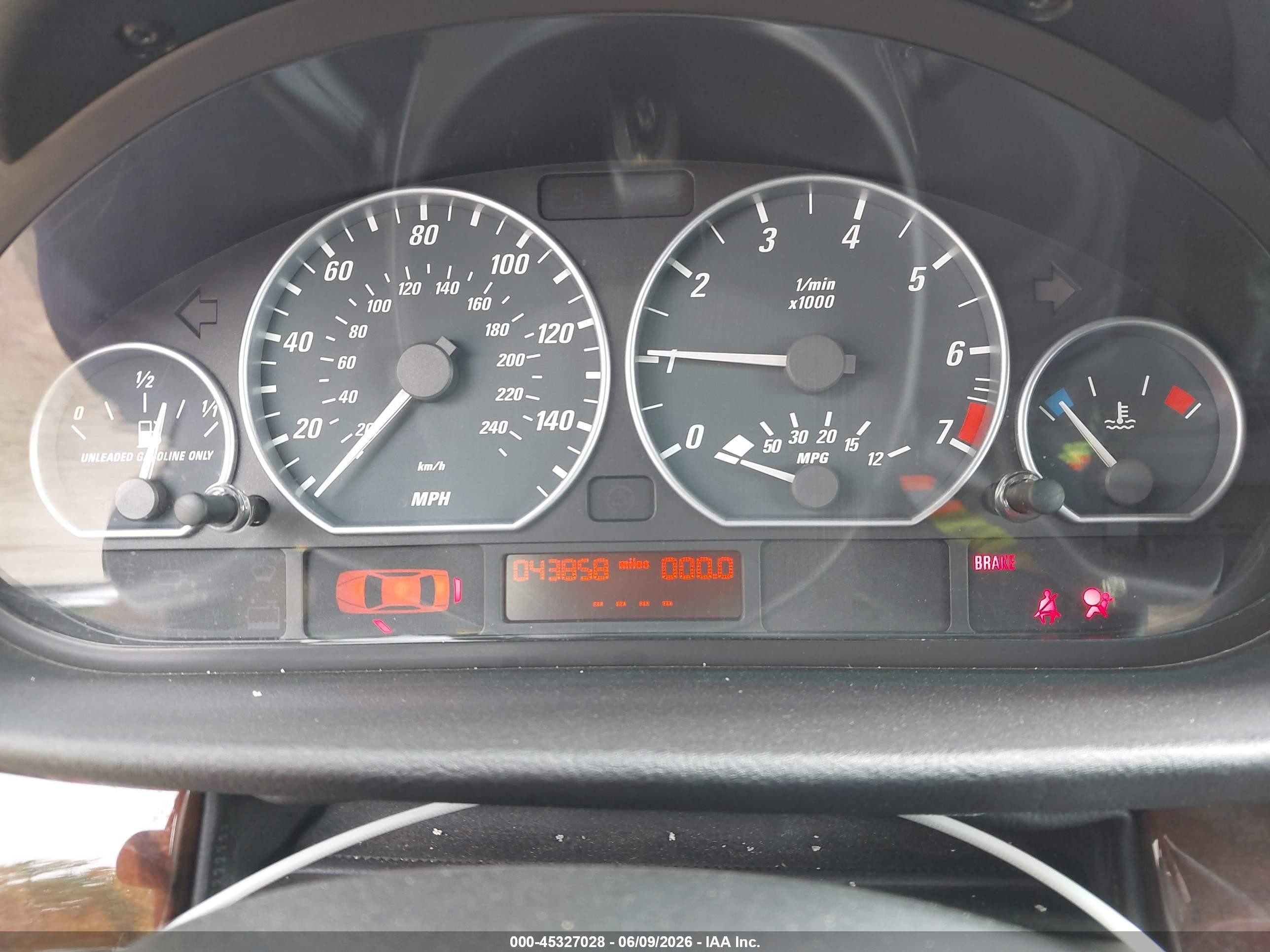 2004 Bmw 330ci   Silver vin: WBABW53474PJ94748