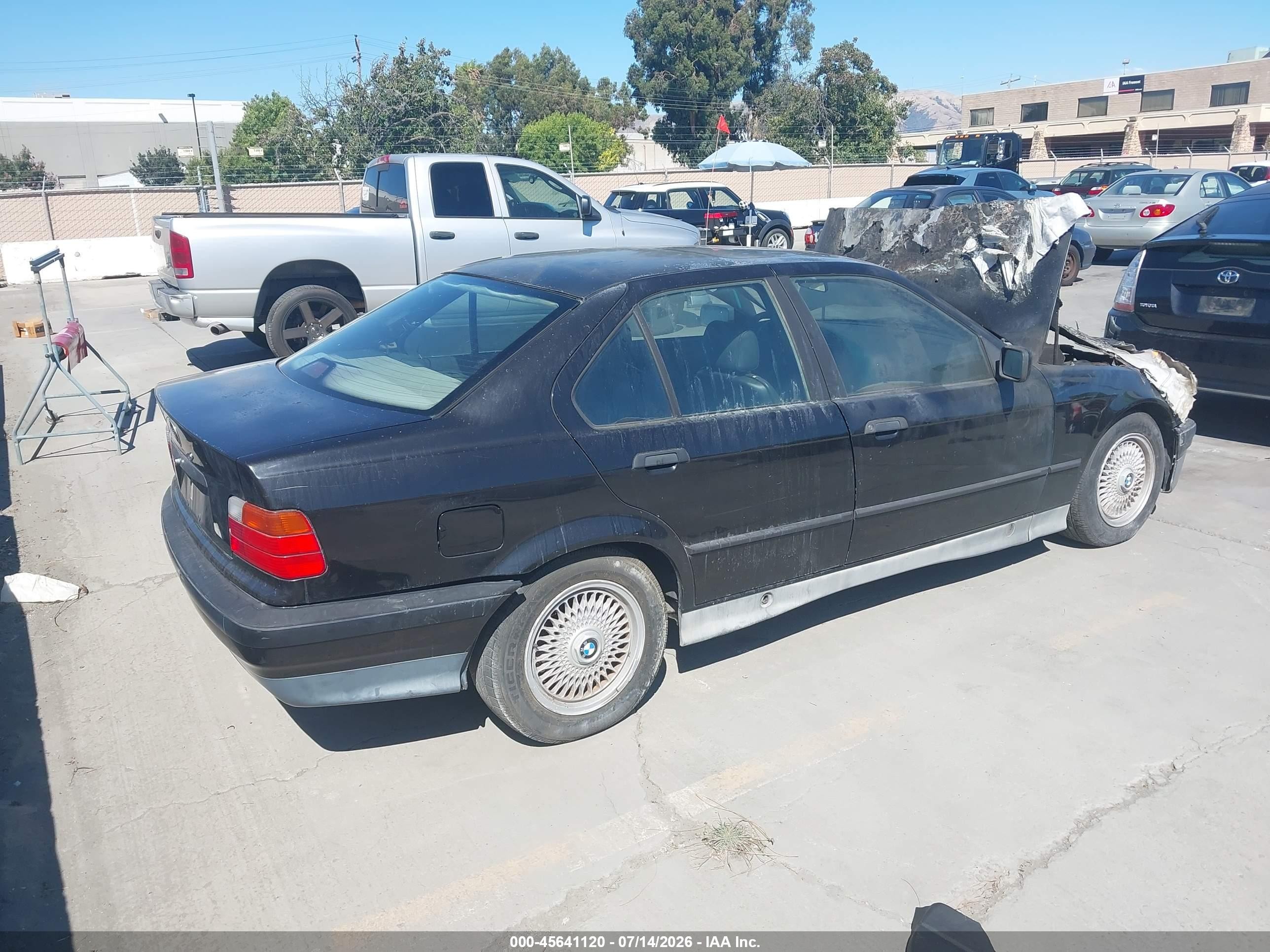 1993 Bmw 325 I Black vin: WBACB3313PFE13776
