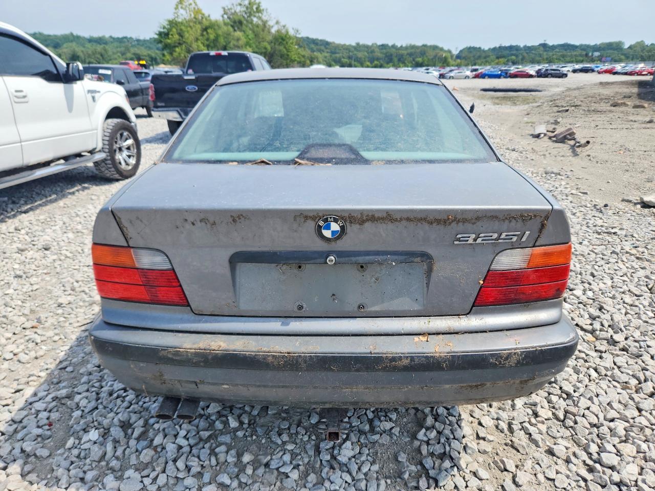 1992 Bmw 325 I Automatic Gray vin: WBACB4312NFF89656