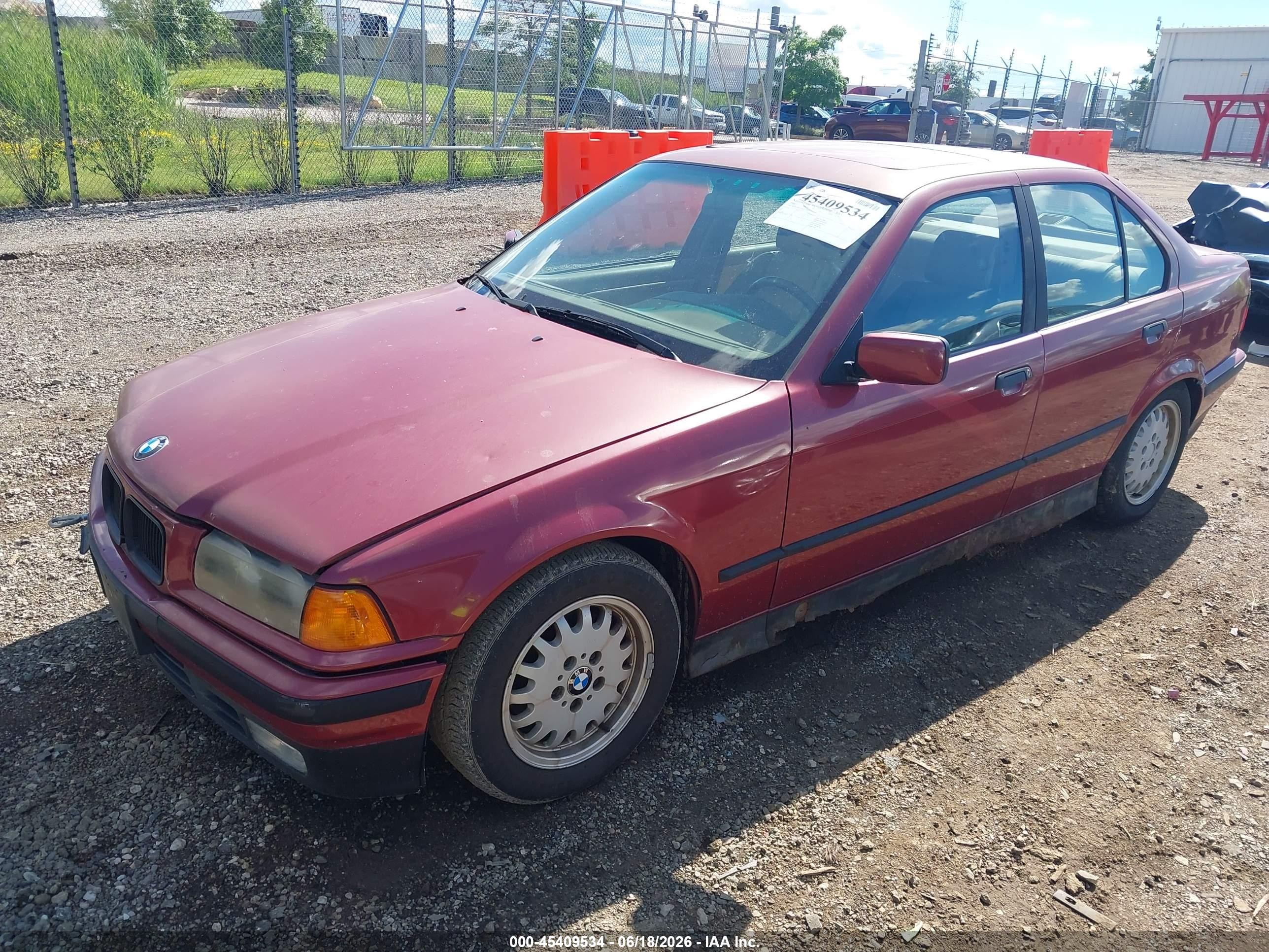 1994 Bmw 325 I Automatic Red vin: WBACB4321RFL15473
