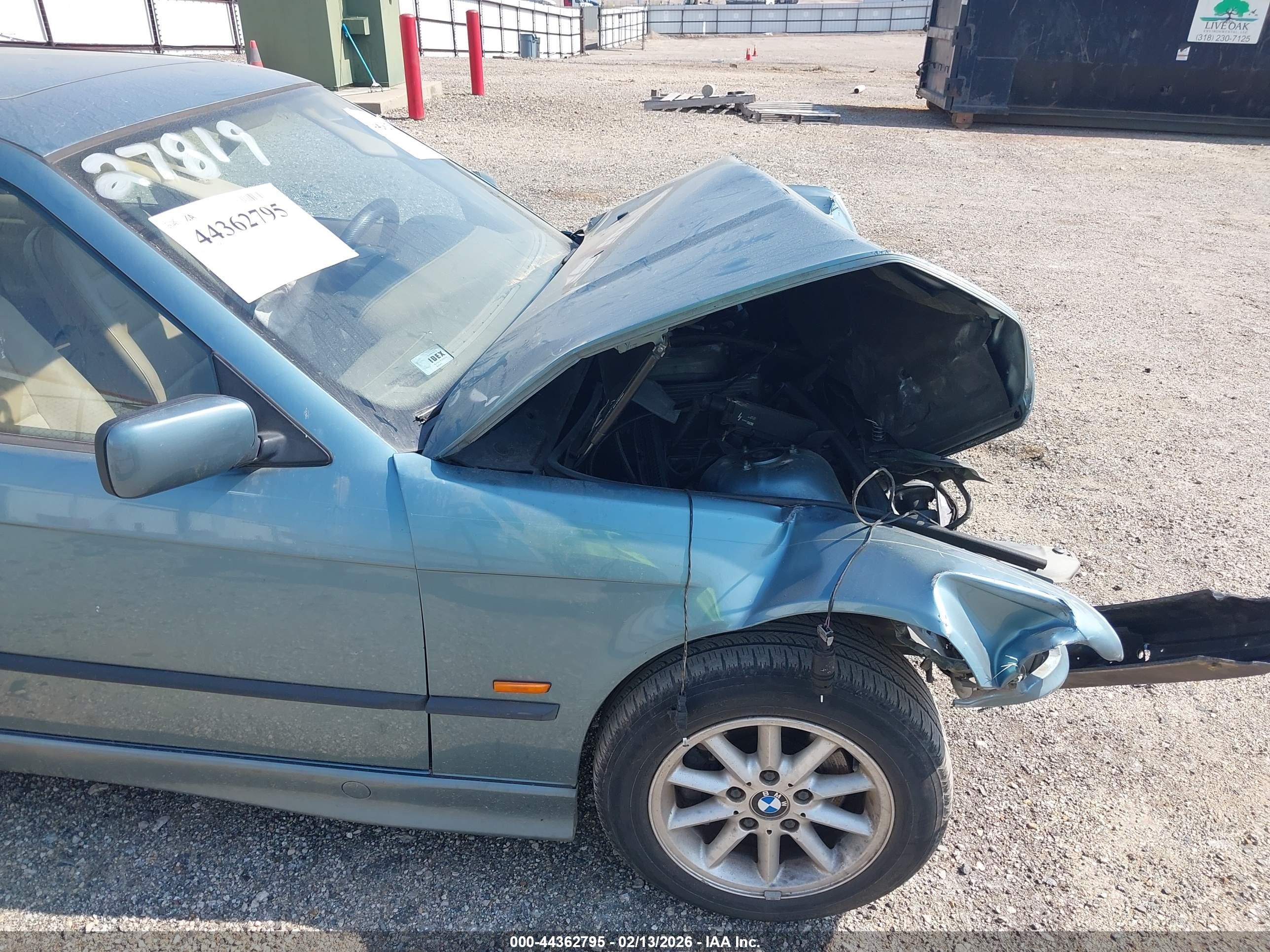 1997 Bmw 318i   Green vin: WBACC032XVEK25034
