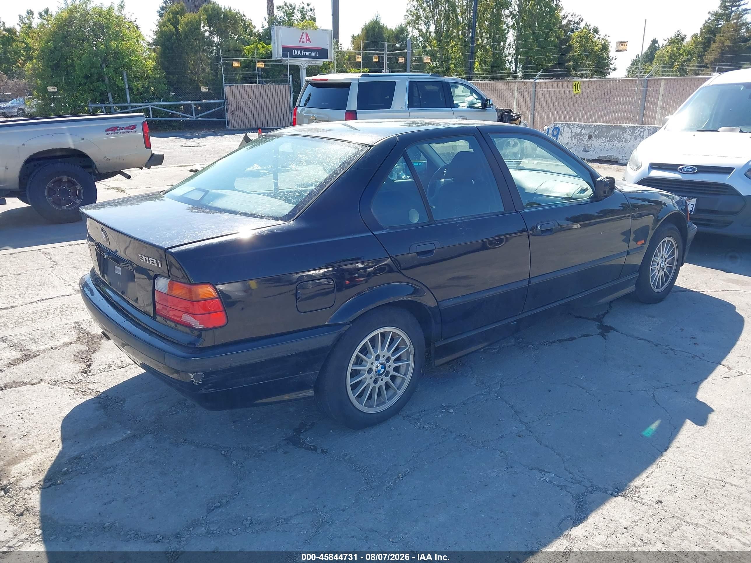 1997 Bmw 318i   Черный vin: WBACC9326VEE56407
