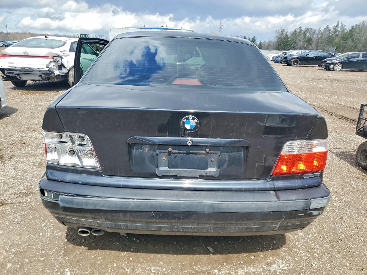1997 Bmw 328i 4dr Black vin: WBACD21080AU60526