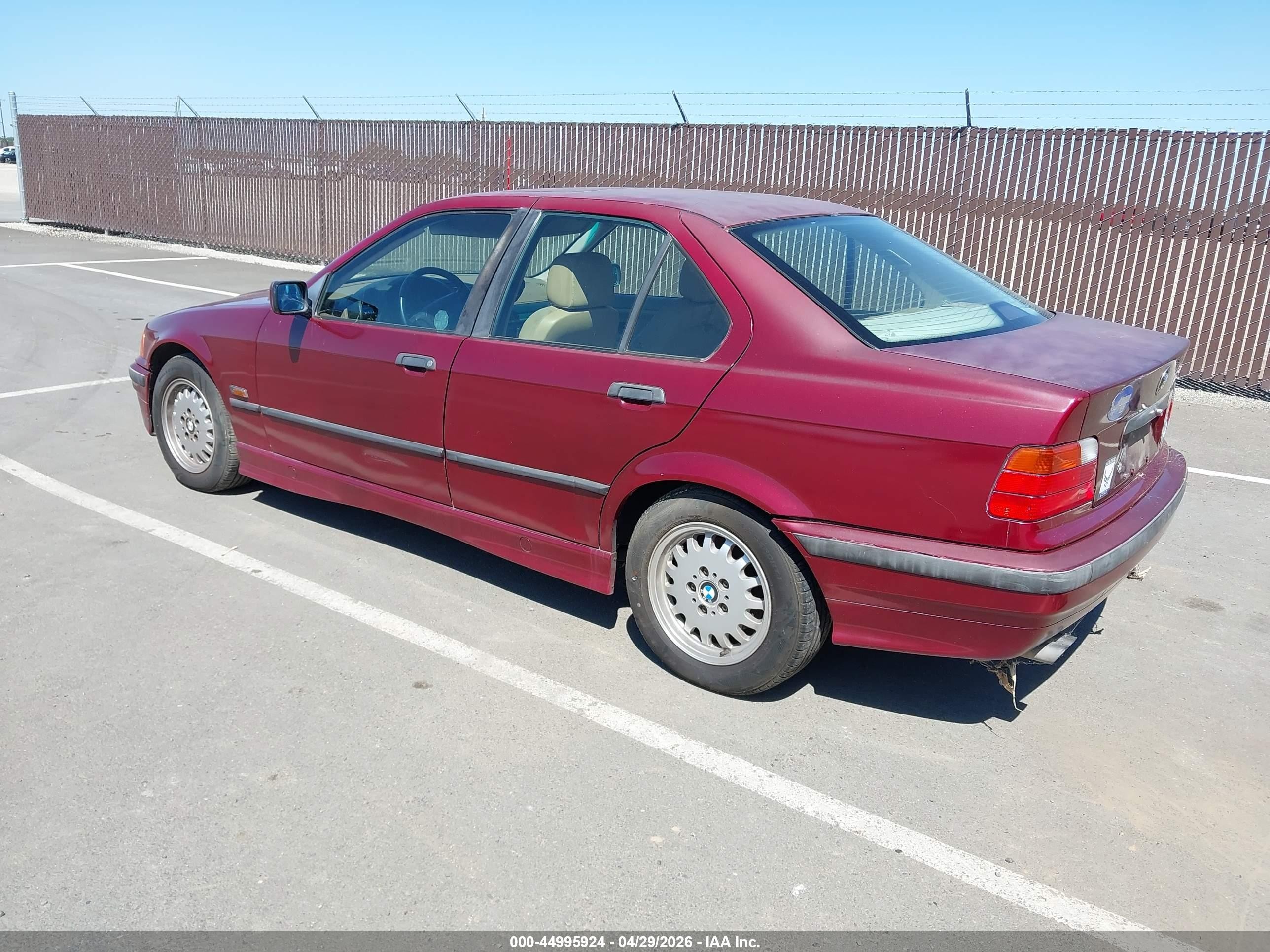 1996 Bmw 328 I Automatic Burgundy vin: WBACD4322TAV36045