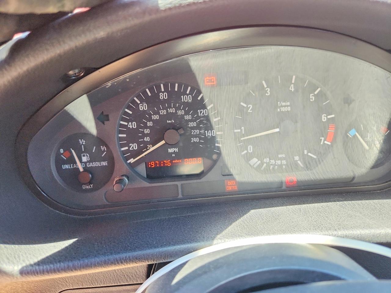 1996 Bmw 328 I Automatic Burgundy vin: WBACD4322TAV36045