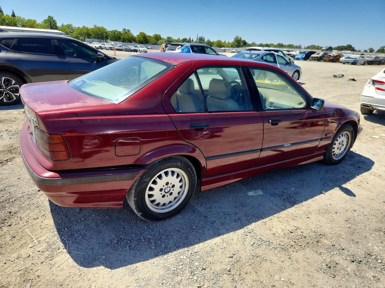 1996 Bmw 328 I Automatic Burgundy vin: WBACD4322TAV36045