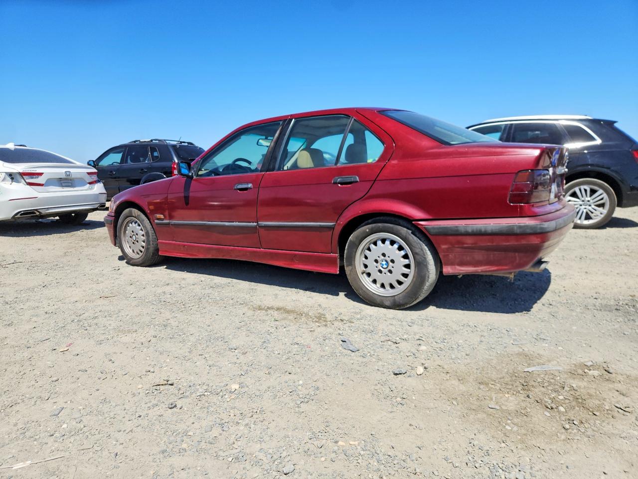 1996 Bmw 328 I Automatic Burgundy vin: WBACD4322TAV36045