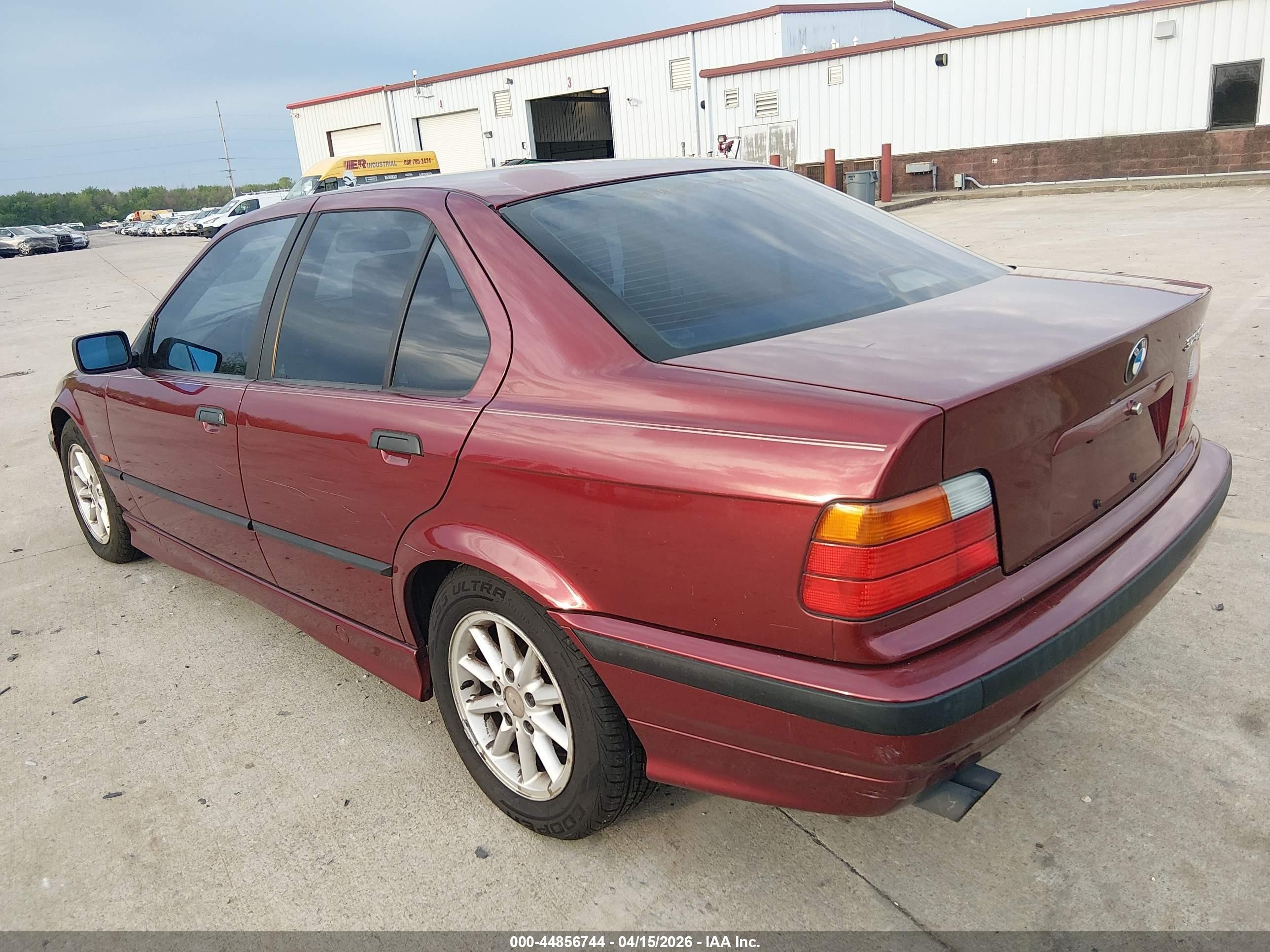 1997 Bmw 328i   Red vin: WBACD4323VAV50748