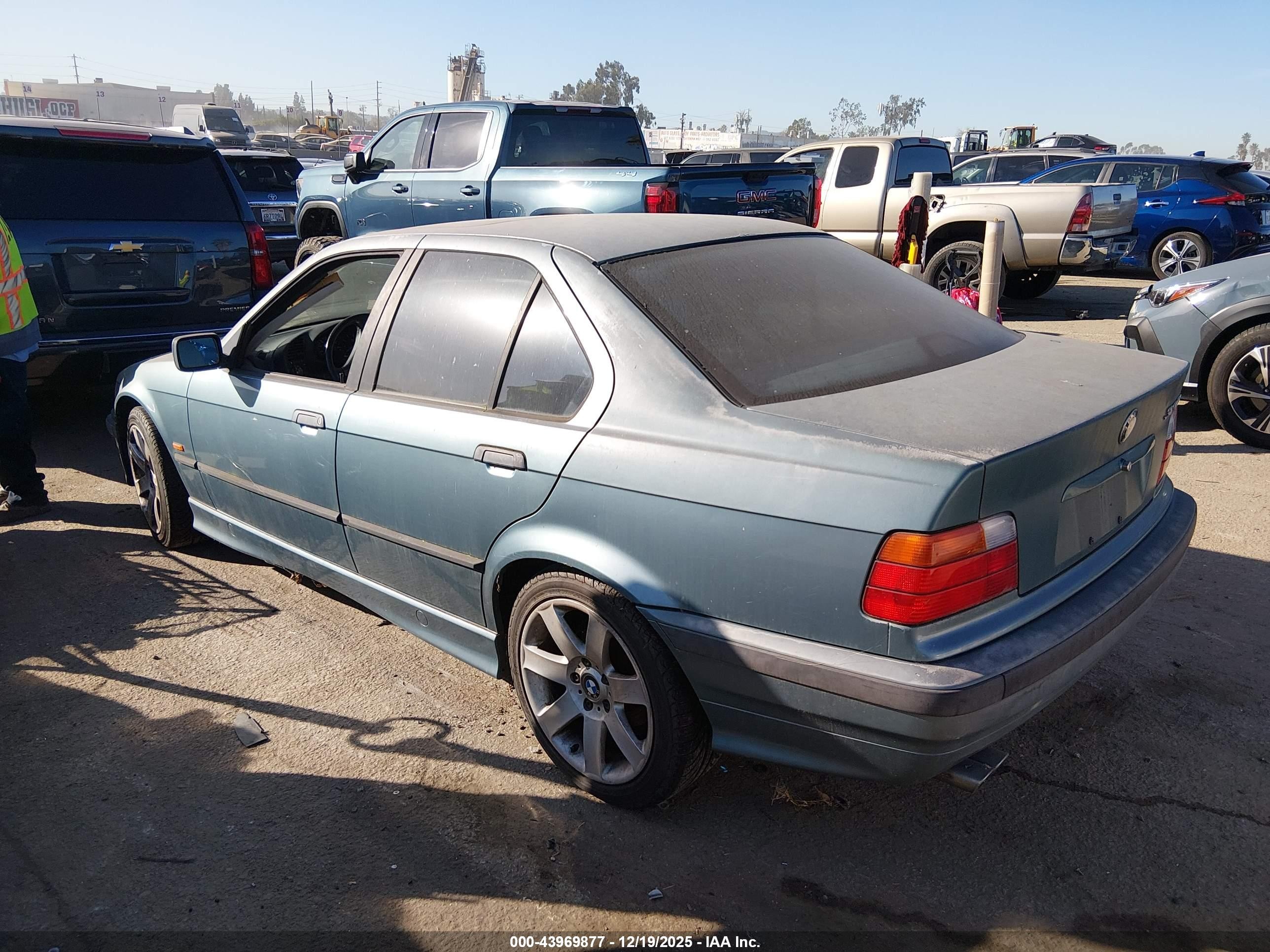 1997 Bmw 328i   Blue vin: WBACD4323VAV53911