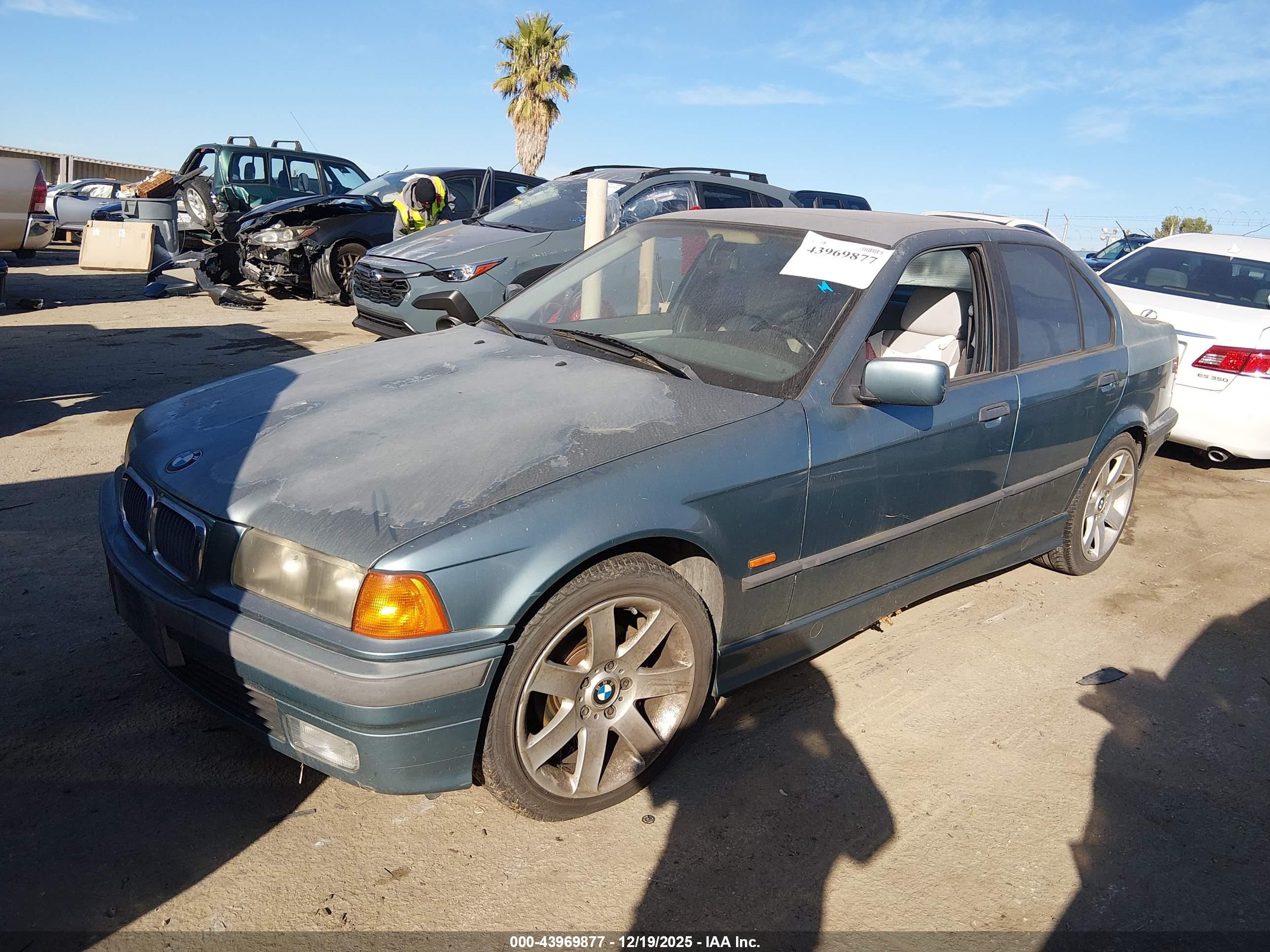 1997 Bmw 328i   Blue vin: WBACD4323VAV53911