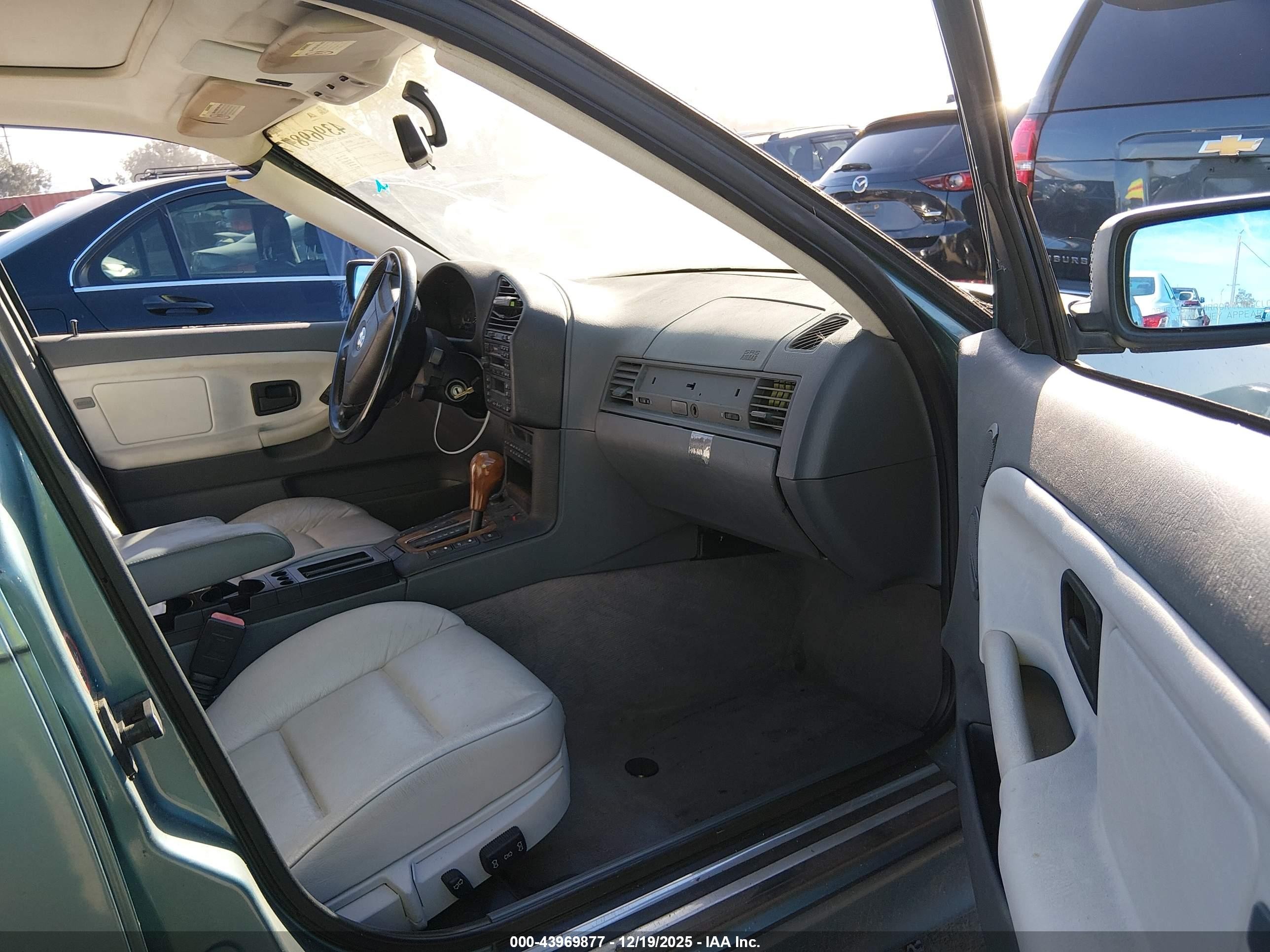 1997 Bmw 328i   Blue vin: WBACD4323VAV53911