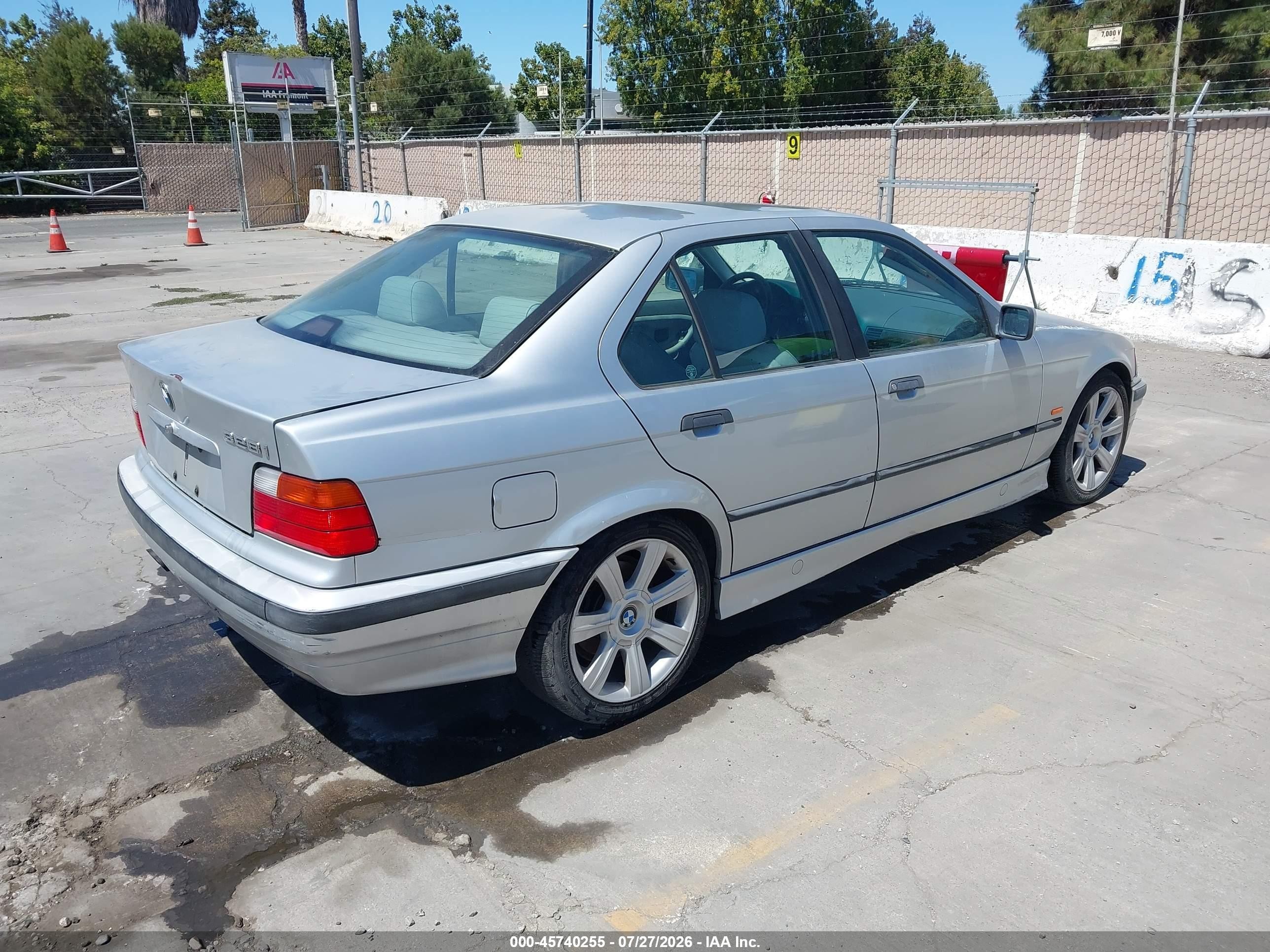 1998 Bmw 328i   Silver vin: WBACD4326WAV64600